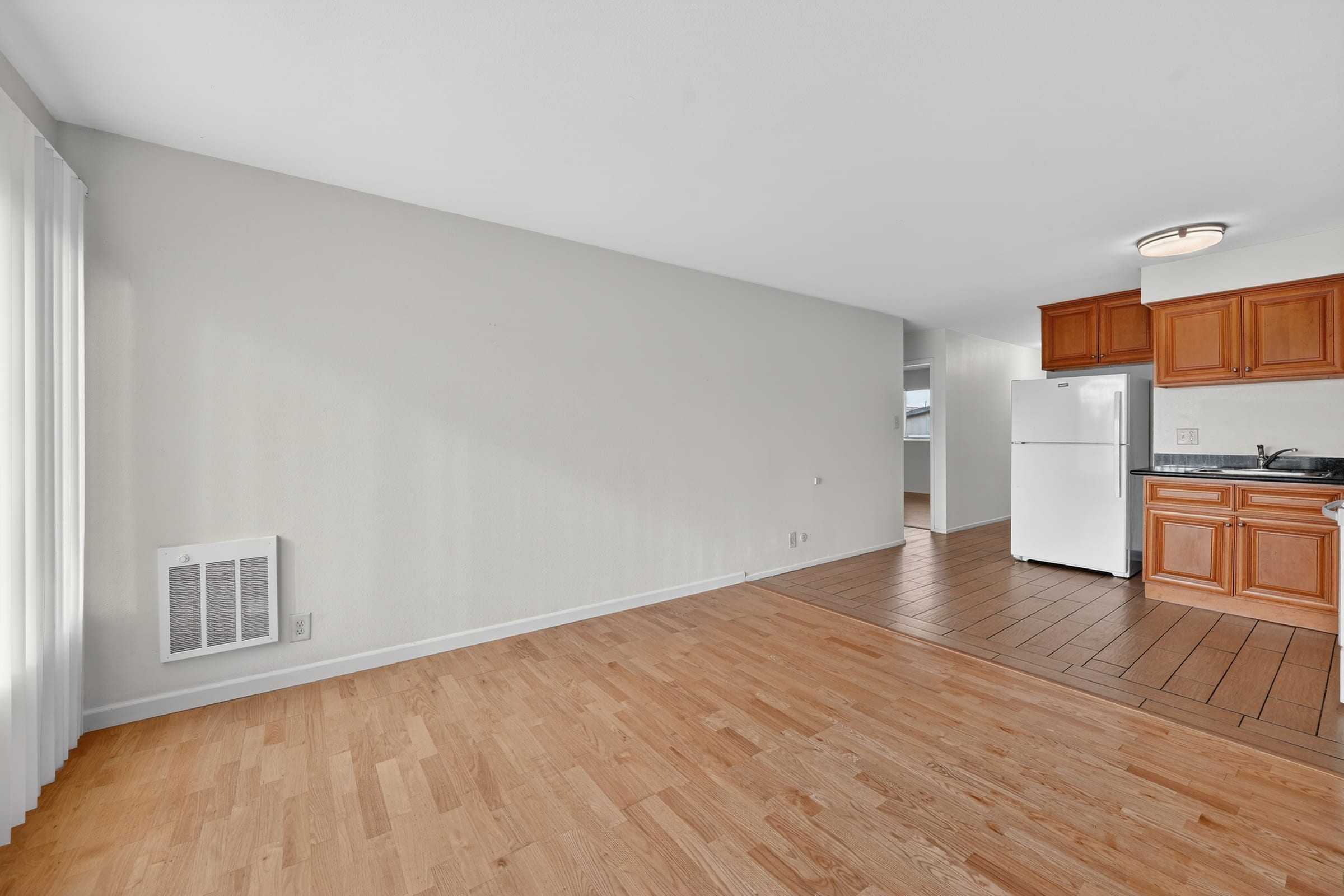 2511 Parker St #205 — photo 9