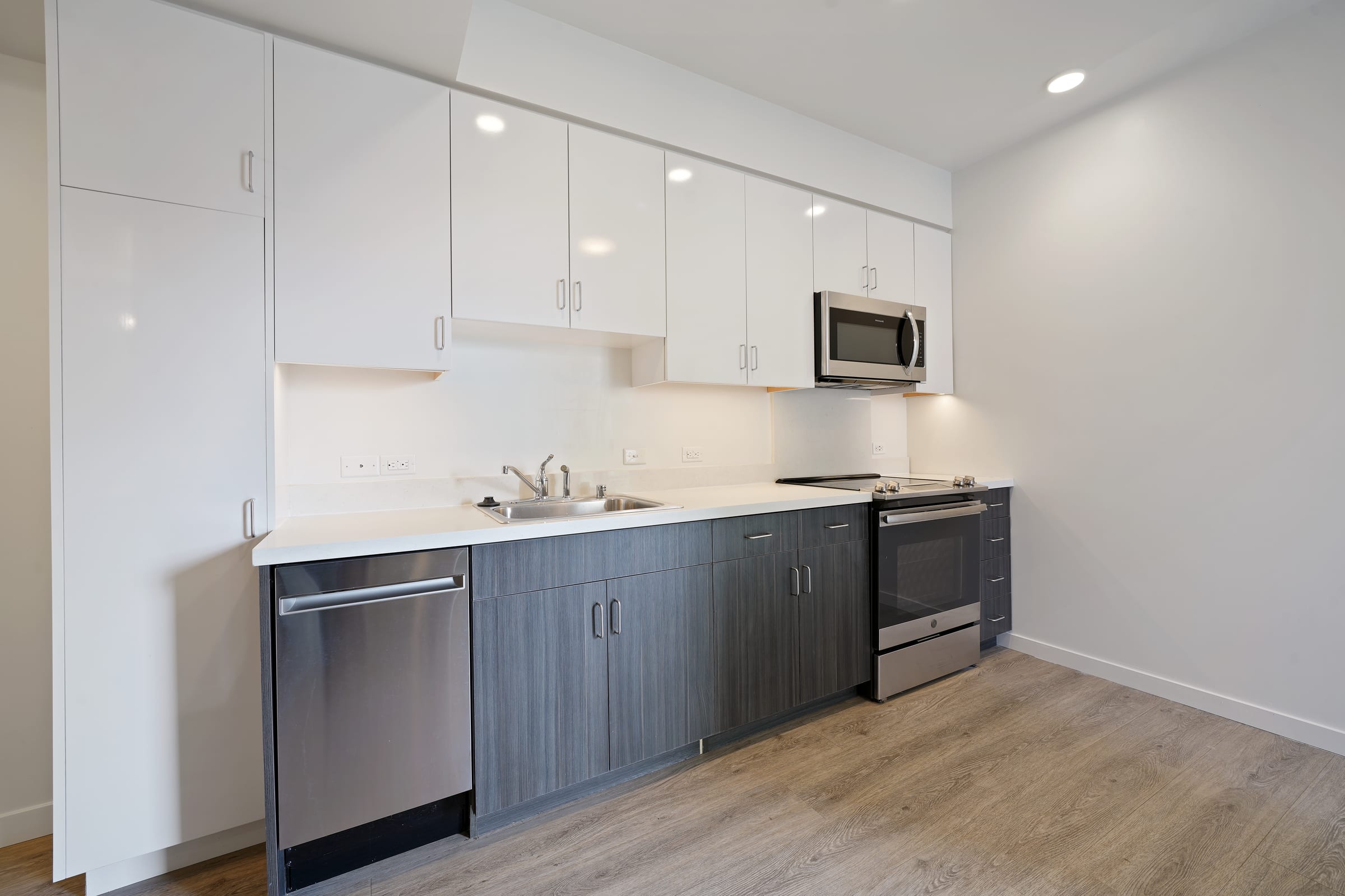 2124 Bancroft Way #507 — photo 3