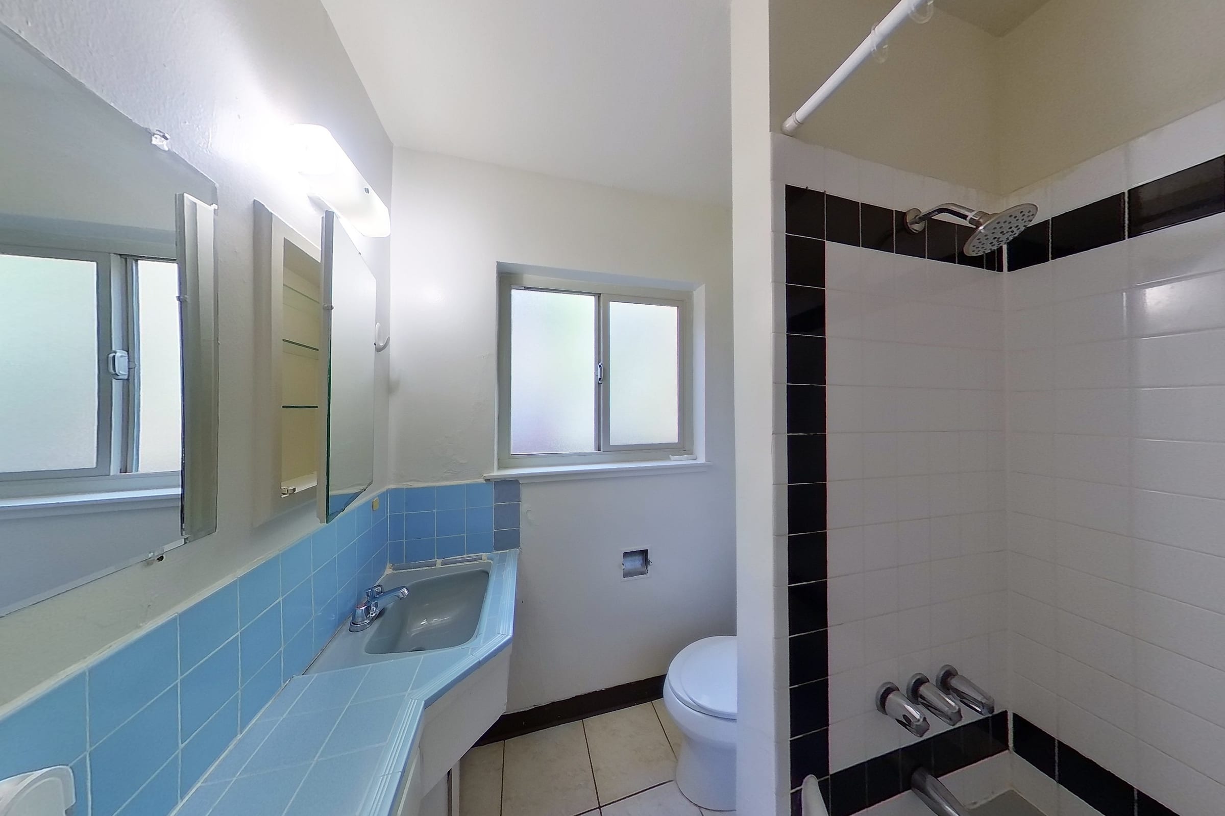 2732 Benvenue Ave #1 — photo 5