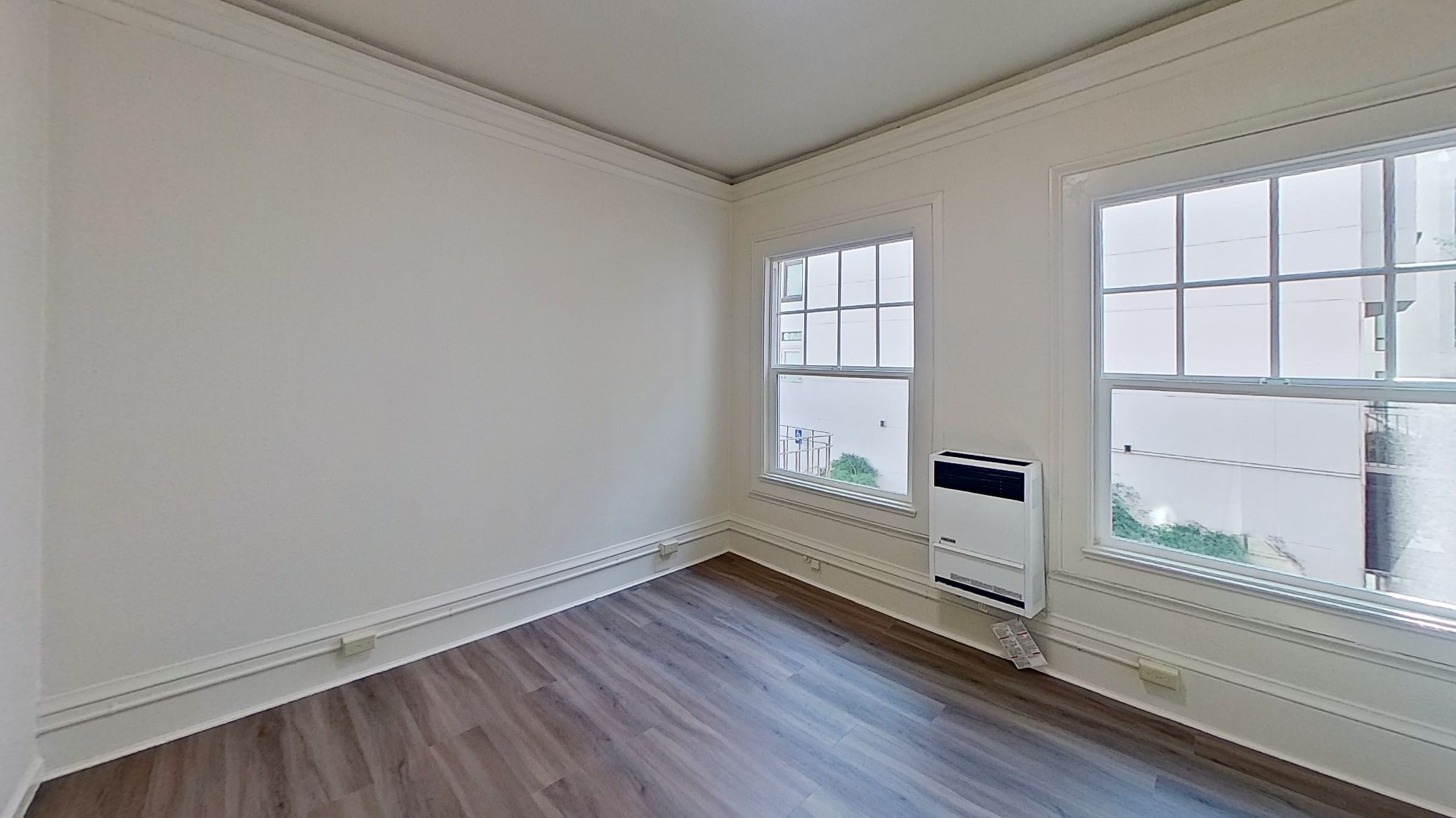 2126 Bancroft Way #4 — photo 23