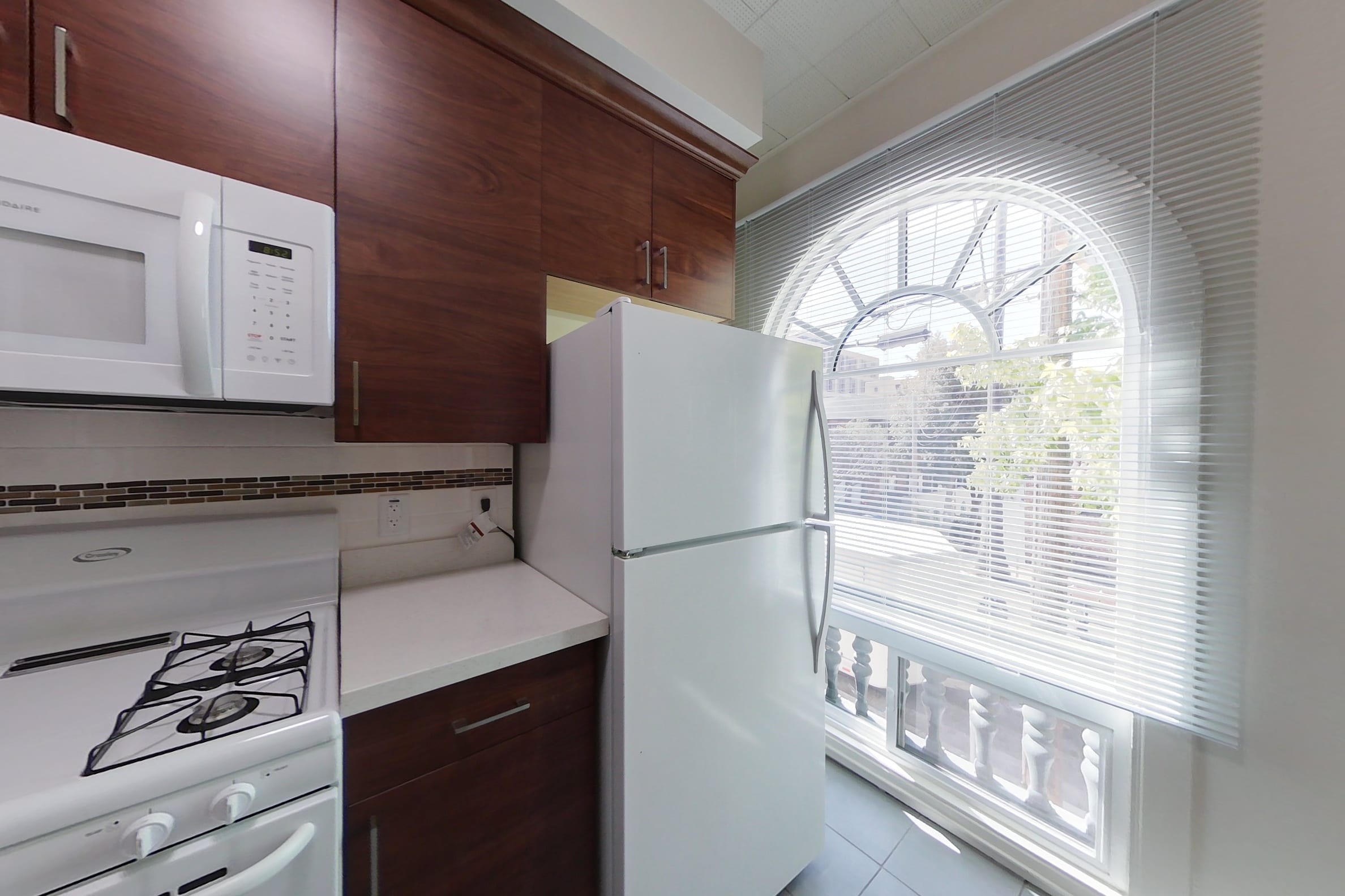1799 Euclid Ave #1 — photo 22