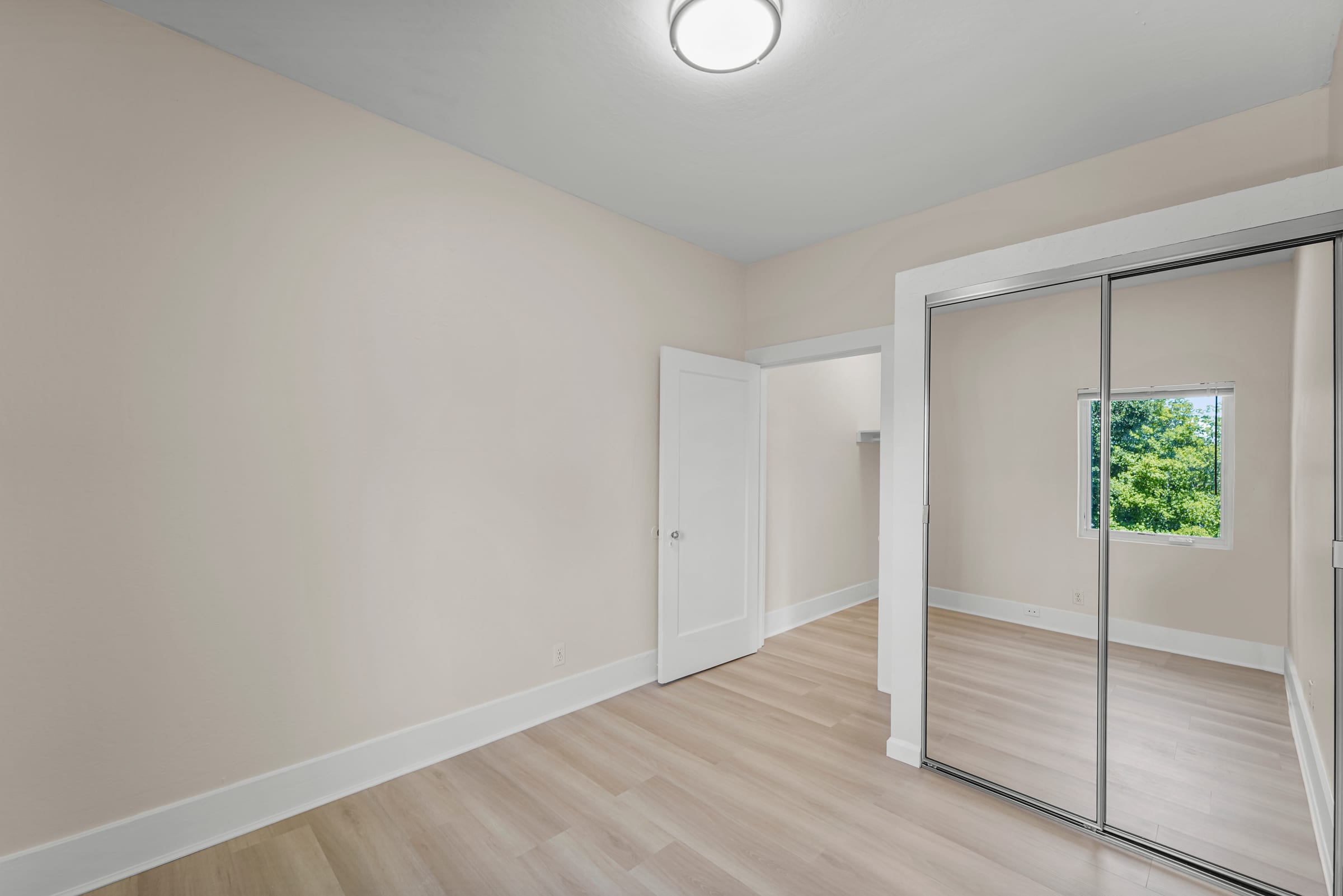 2620 Hillegass Ave #8 — photo 17