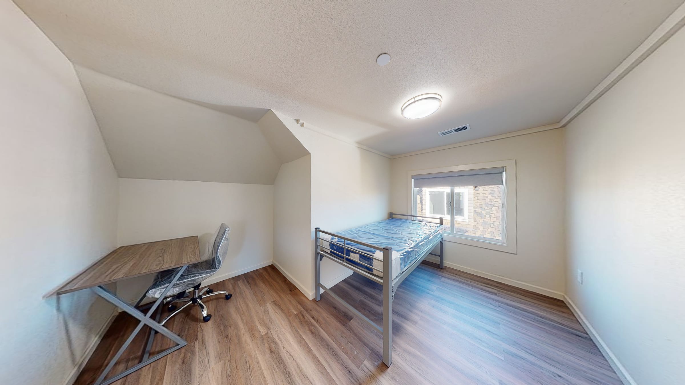 1942 Haste St #4 — photo 9
