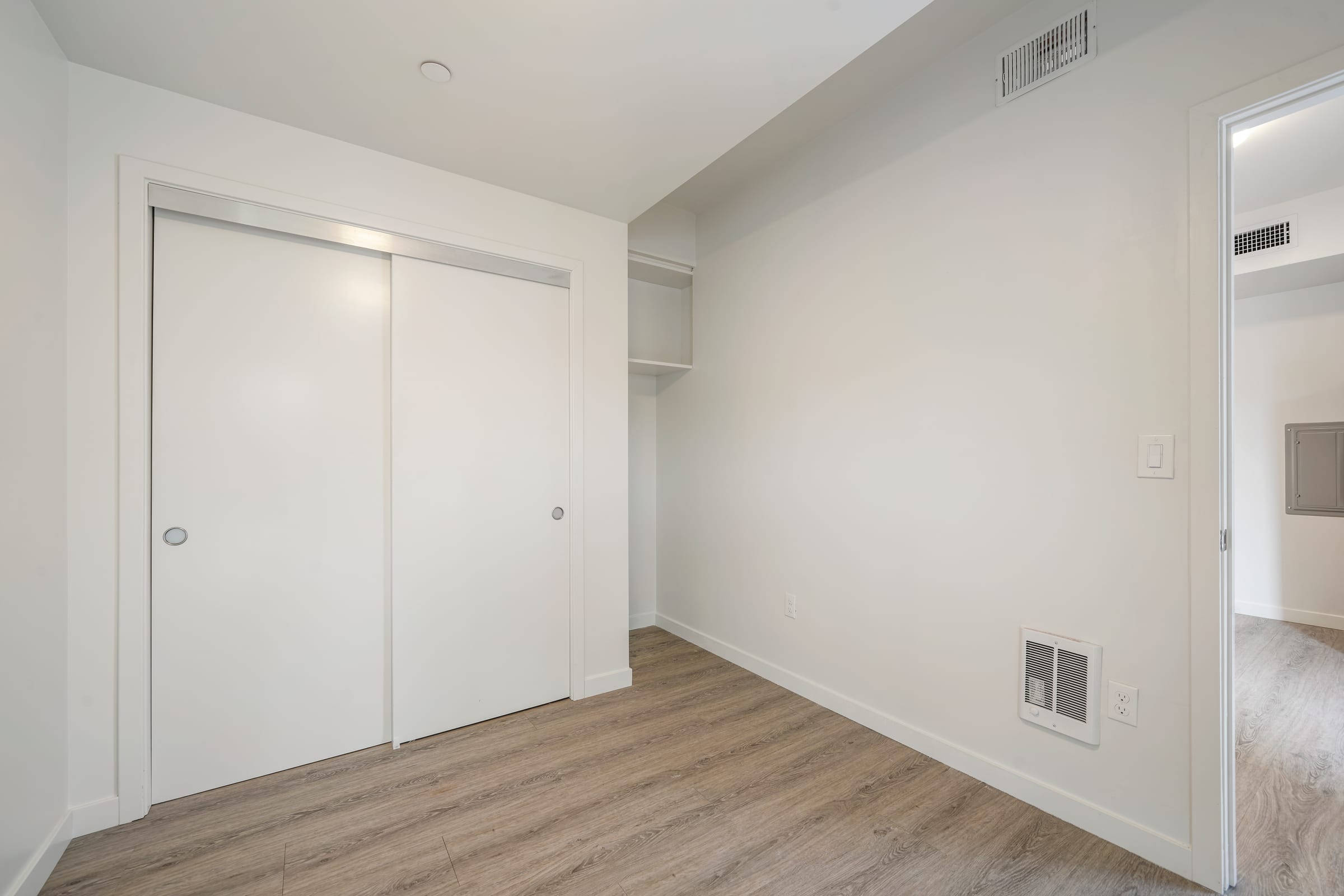 2124 Bancroft Way #504 — photo 12