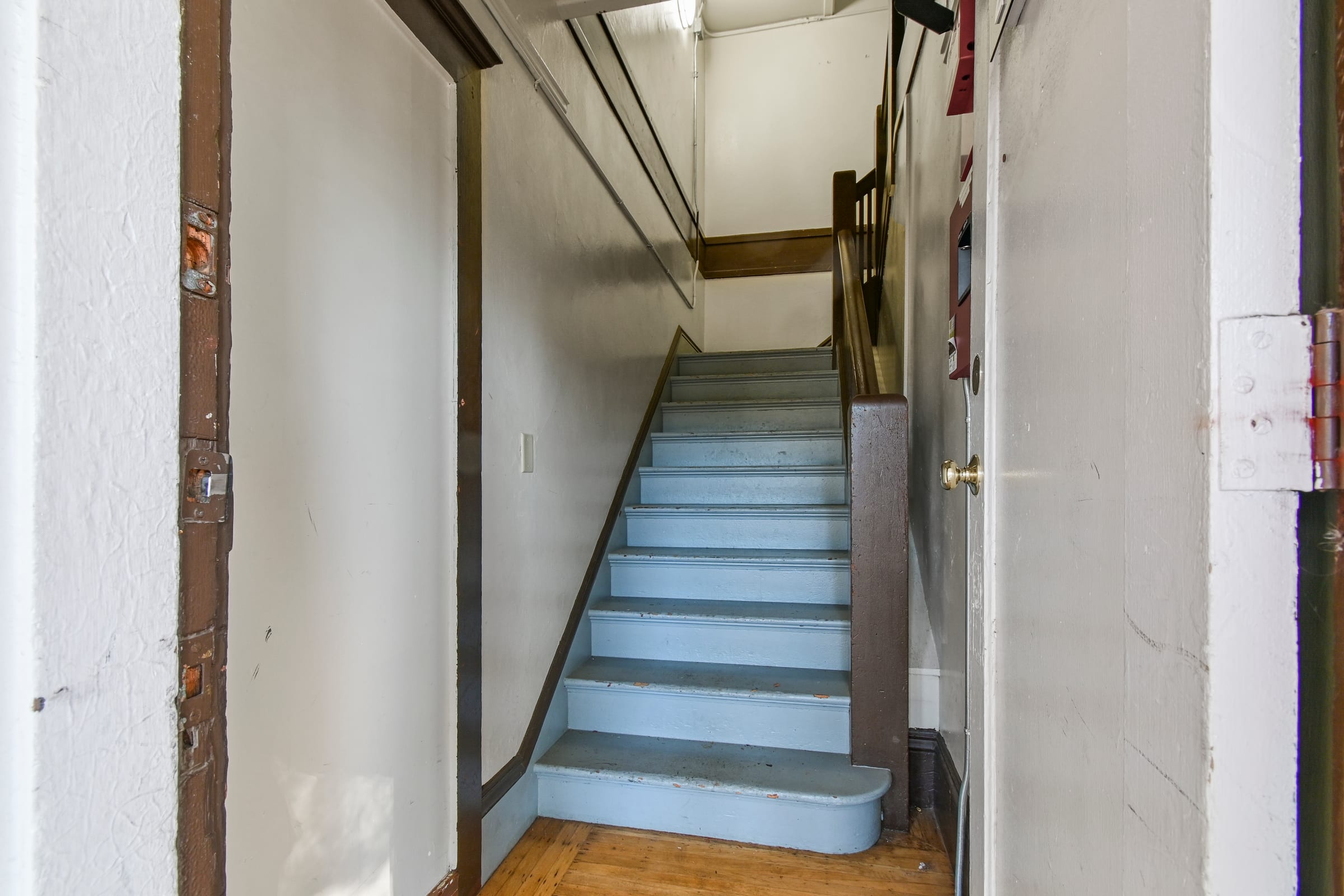 2542 Piedmont Ave — photo 9