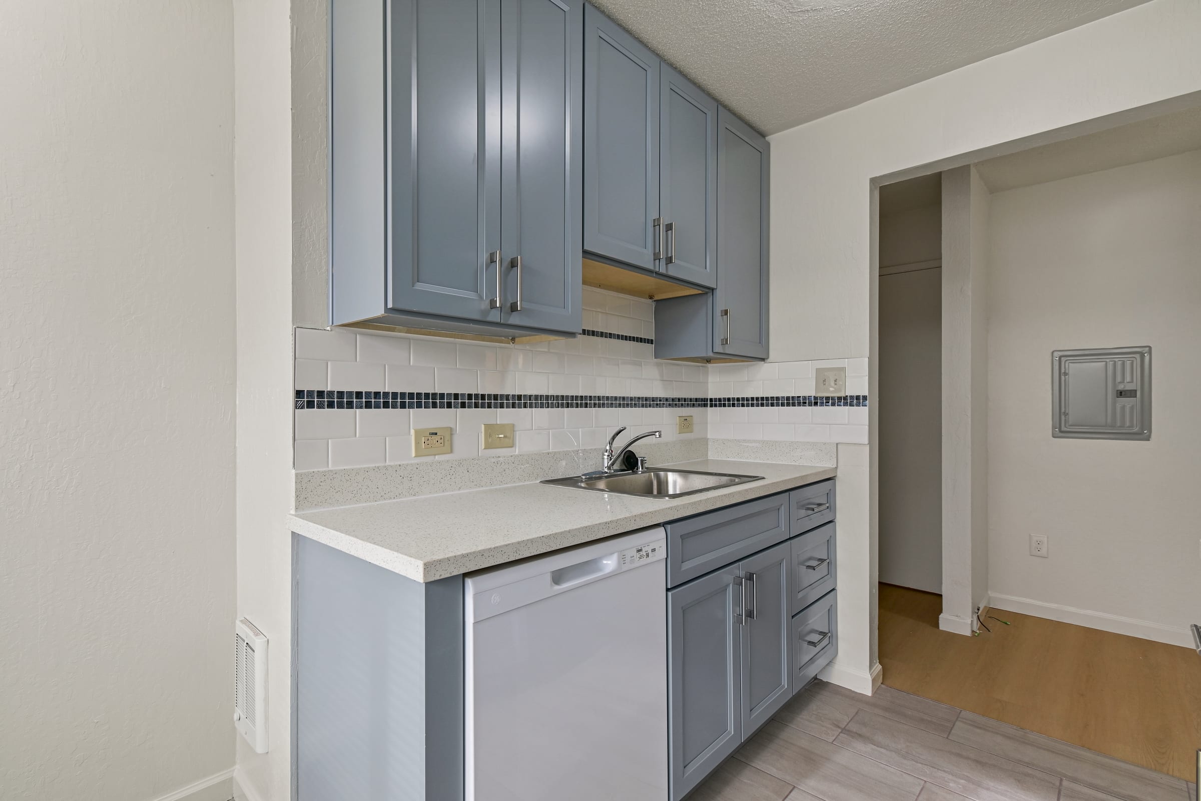 2610 Regent St. #302 — photo 3