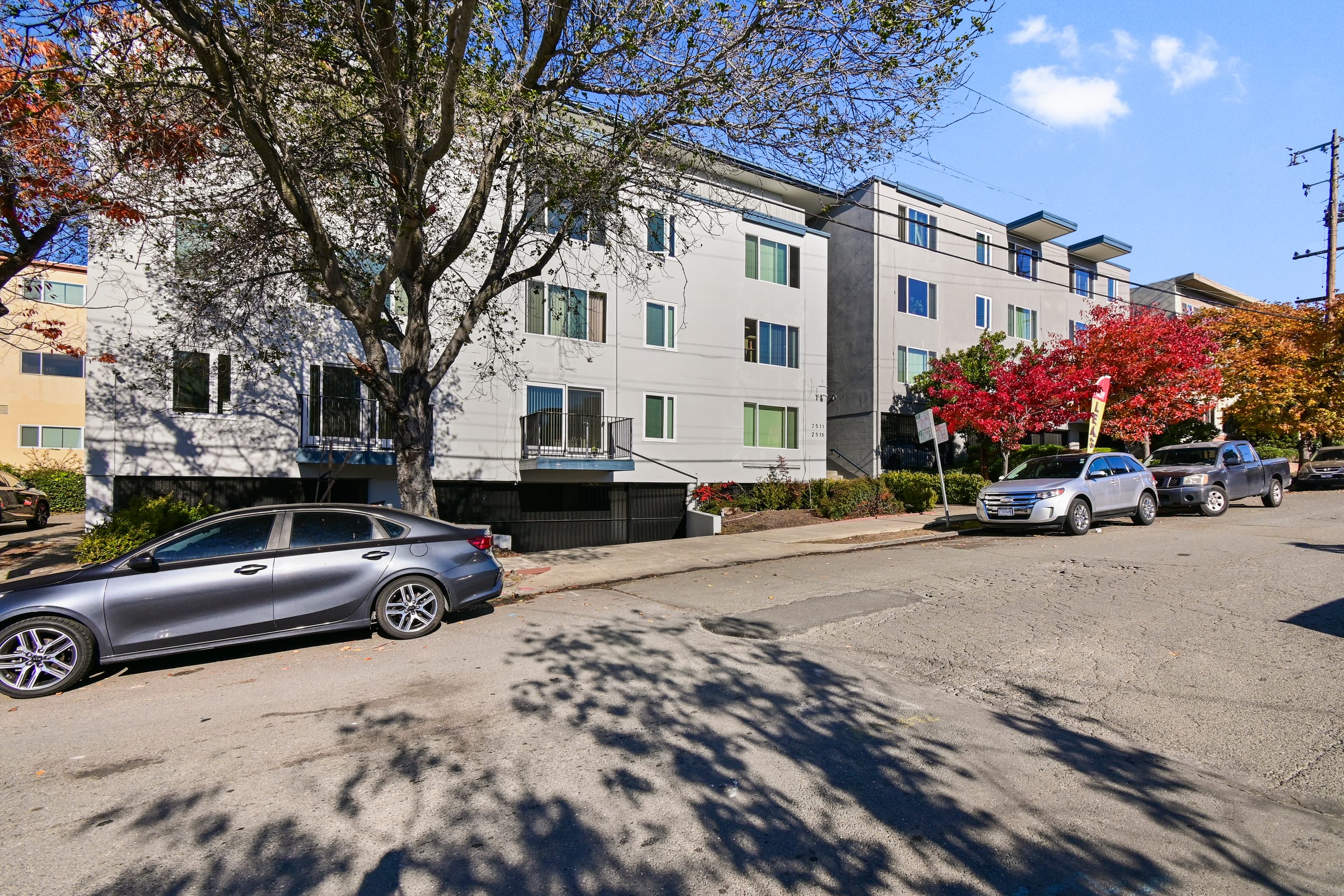2511 Parker St — photo 3