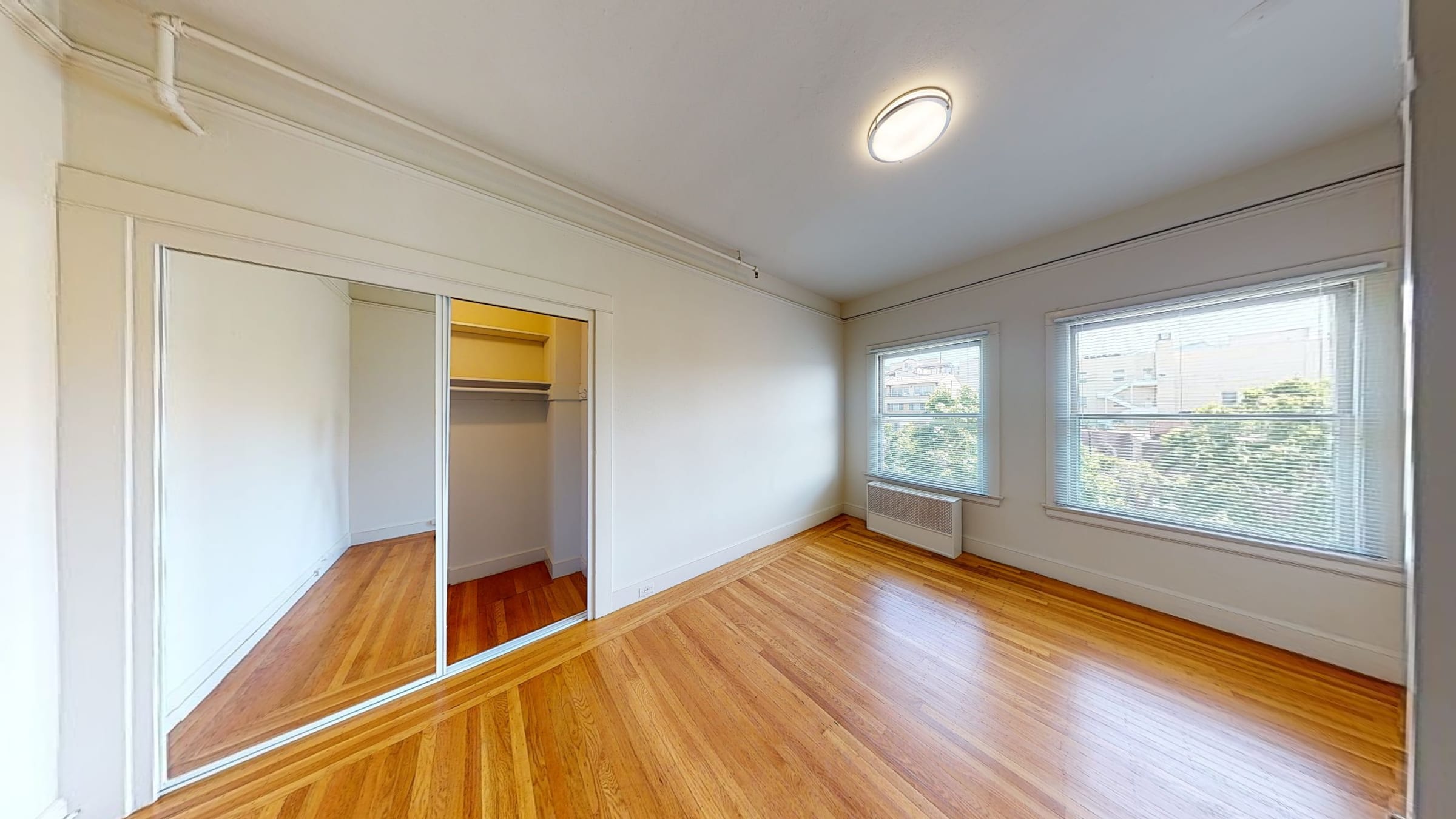 2322 Shattuck Ave #404 — photo 8