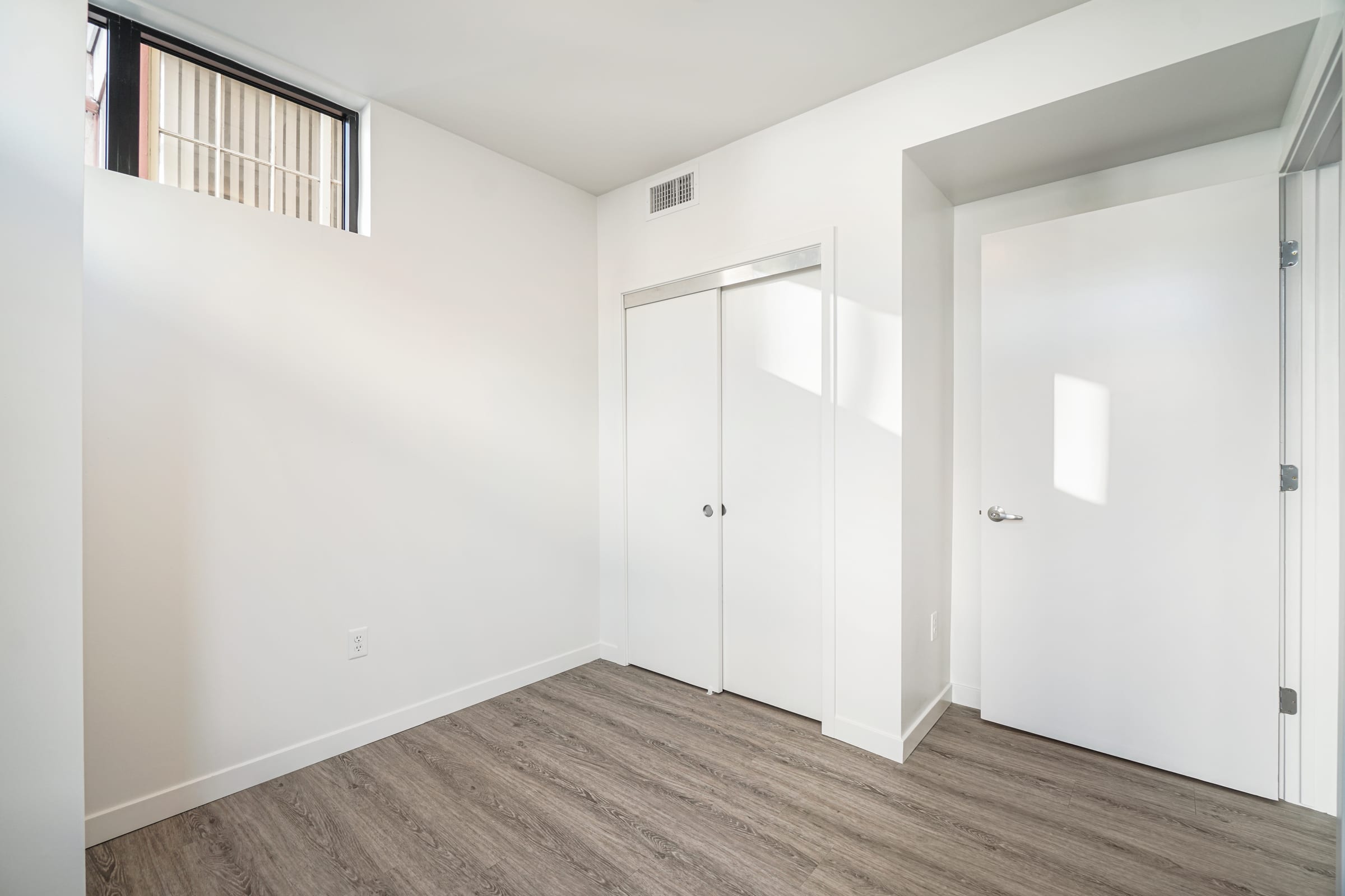 2124 Bancroft Way #201-D4 — photo 16
