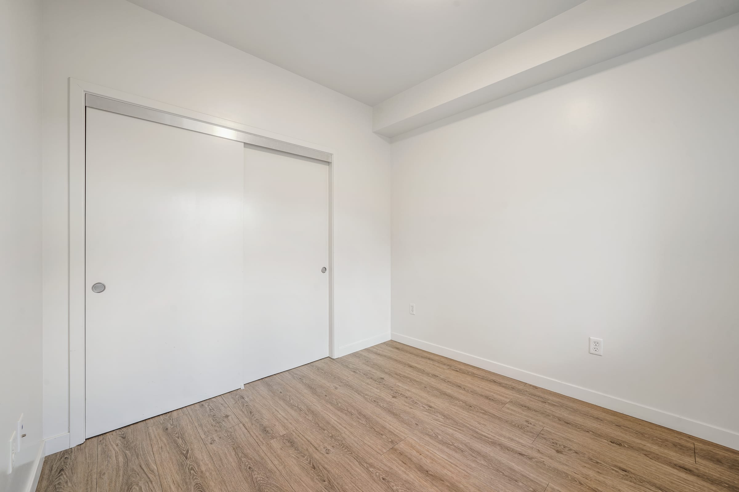 2124 Bancroft Way #402 — photo 11