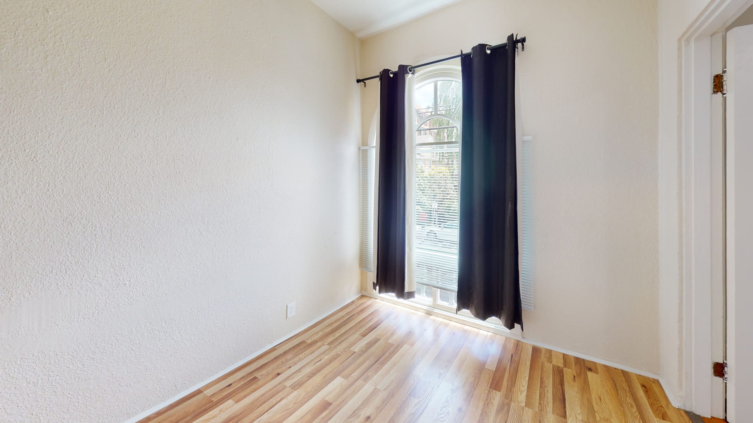 1799 Euclid Ave. #3 — photo 18