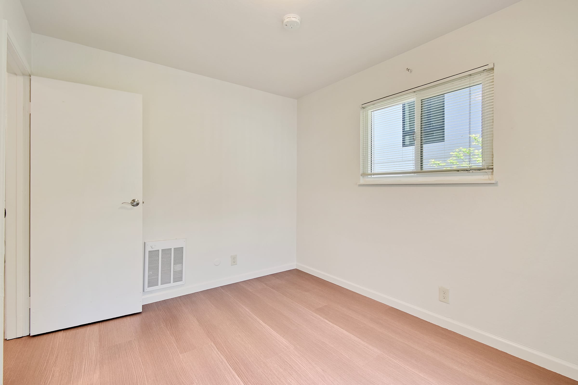 2540 Regent St #3 — photo 24