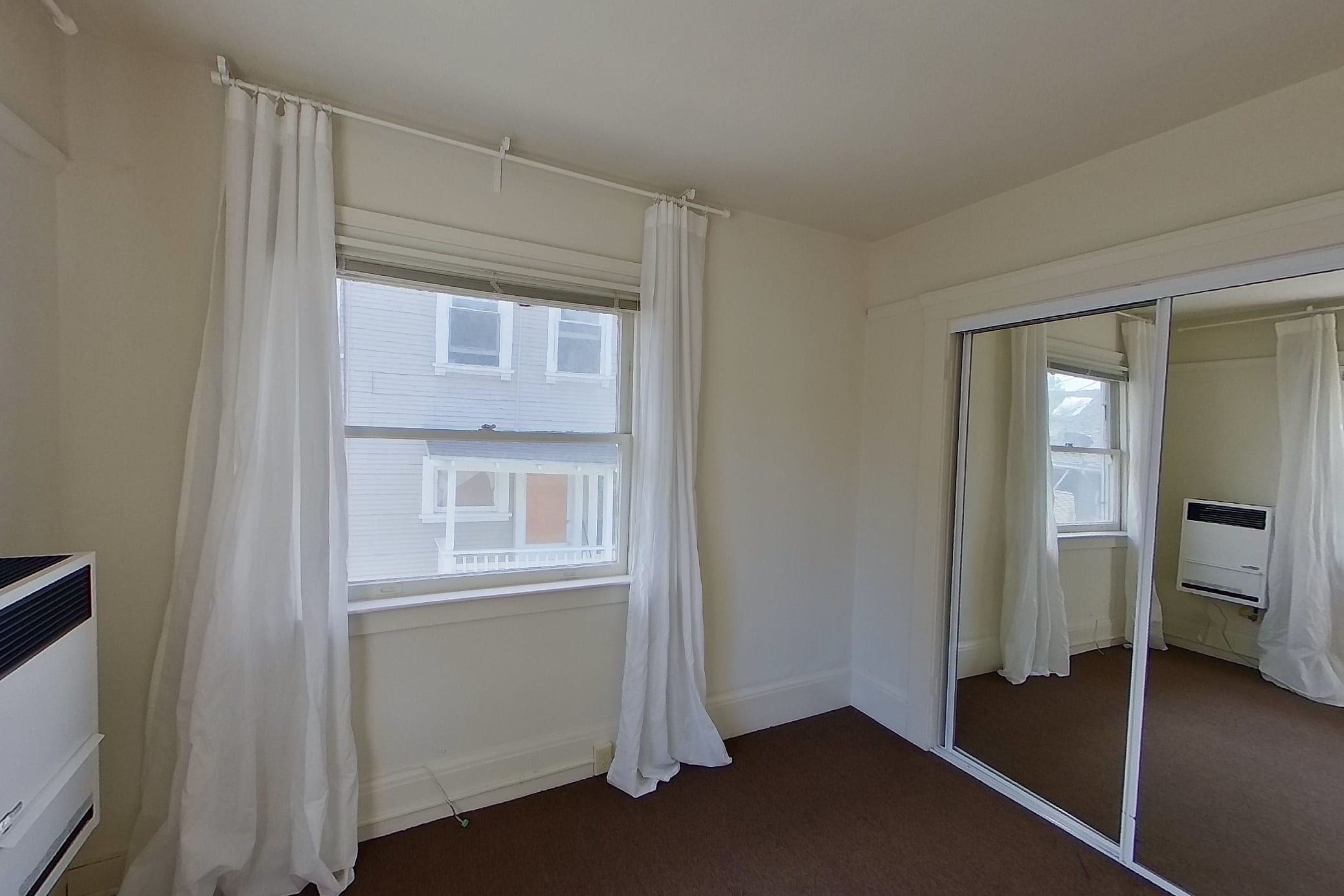2545 Benvenue Ave #D — photo 9