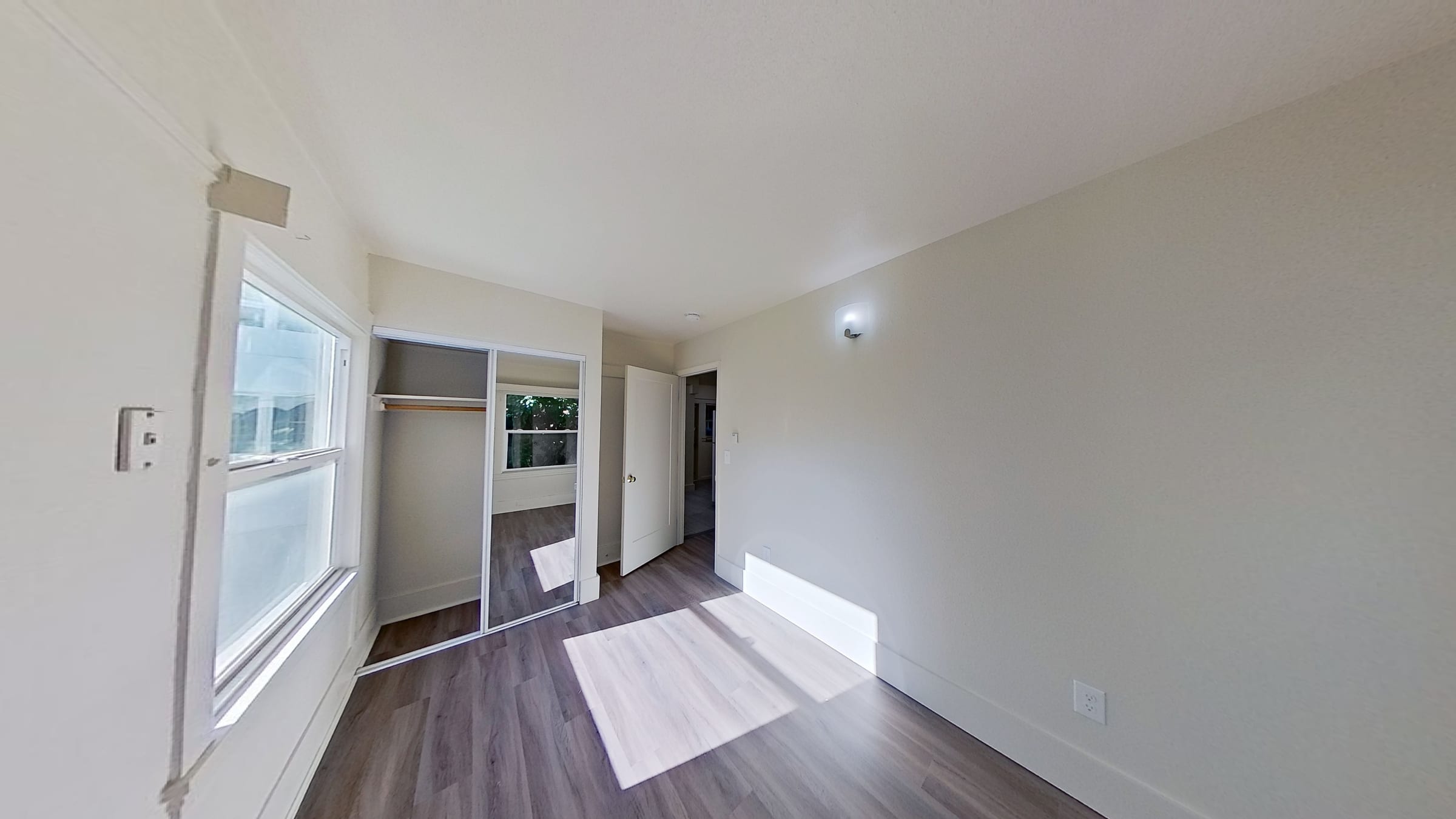 2030 Bancroft #4 — photo 13