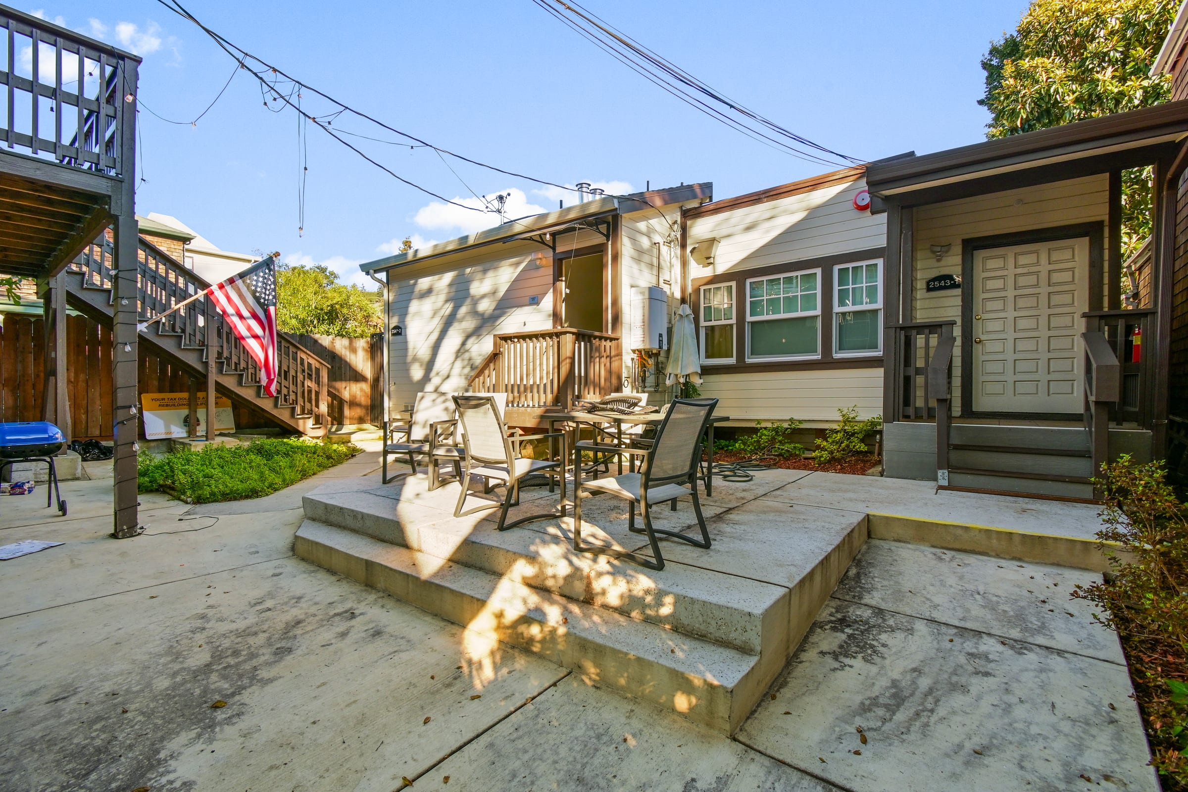 2542 Piedmont Ave — photo 5