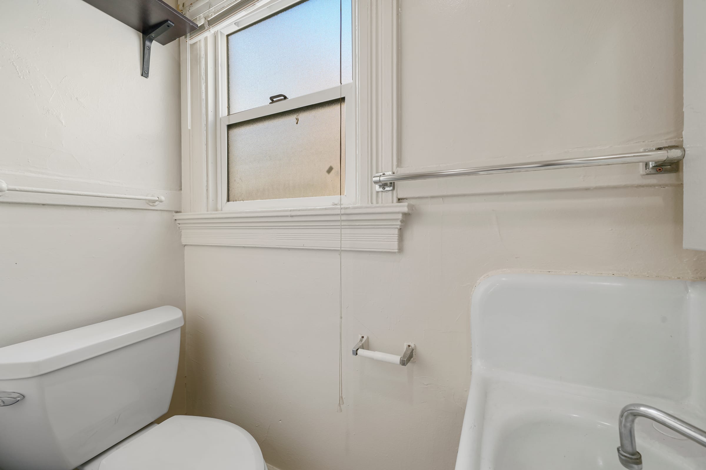 2545 Benvenue Ave #2 — photo 22