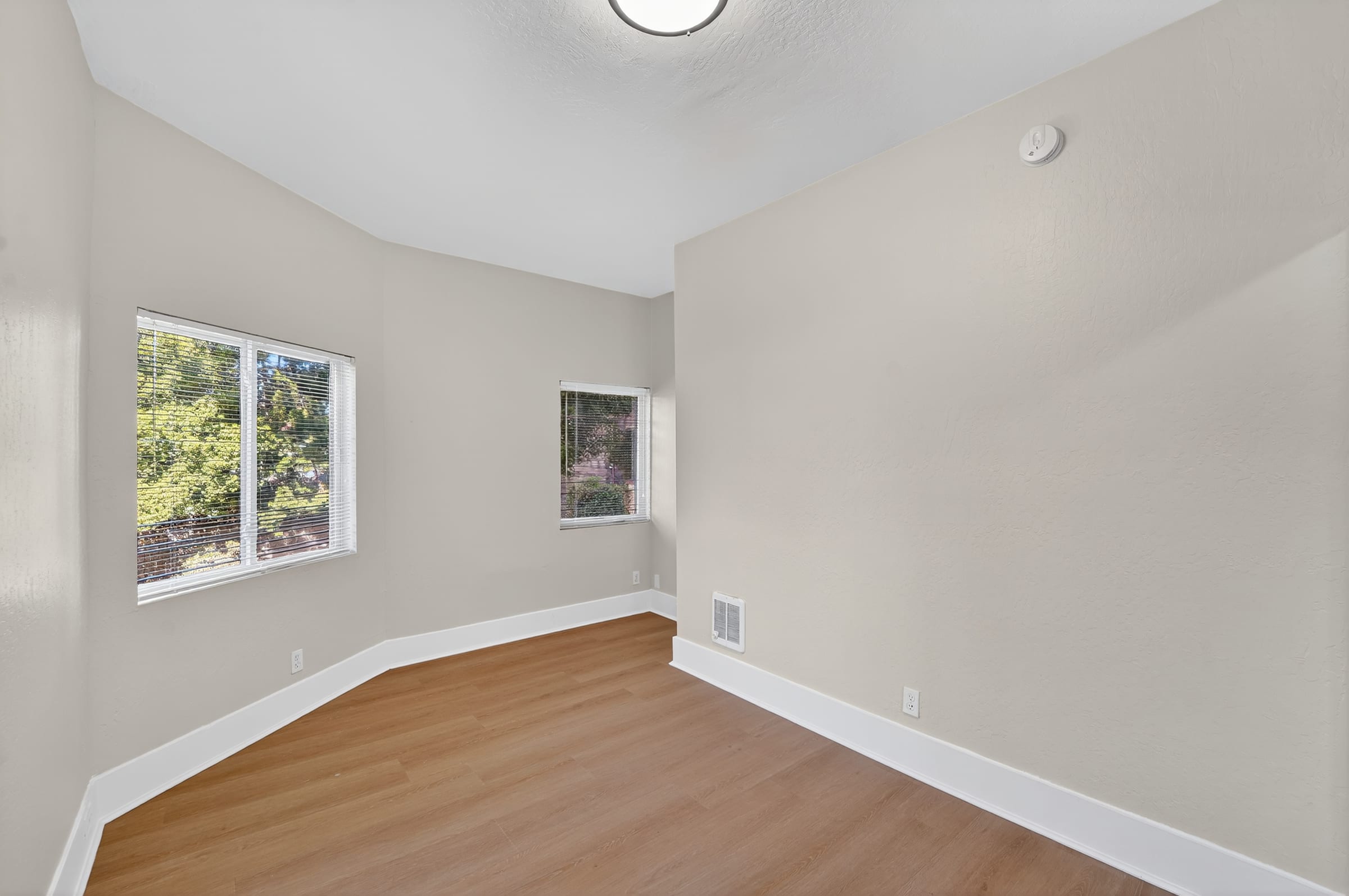 2620 Hillegass Ave #3 — photo 11