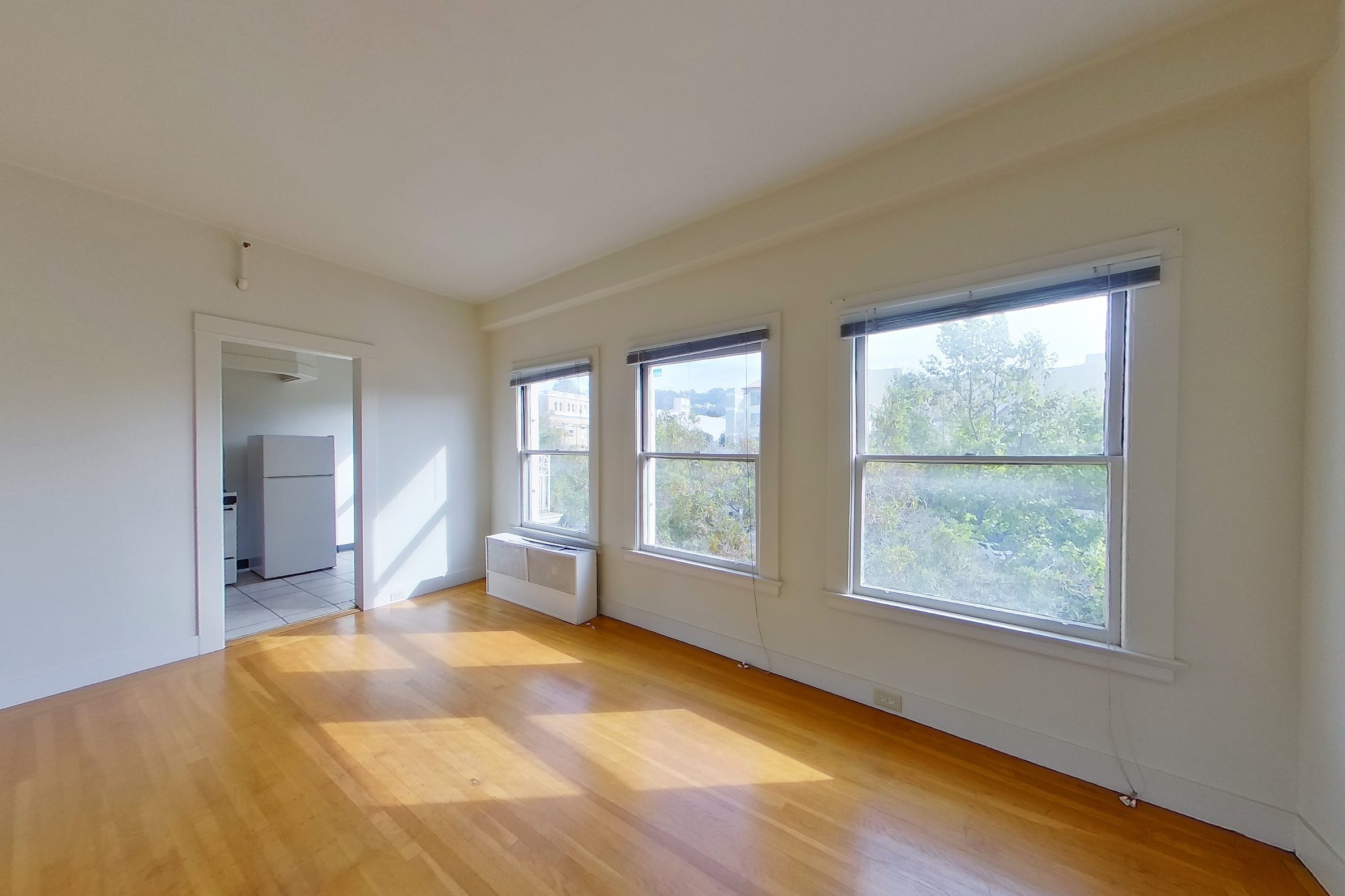 2322 Shattuck Ave #303 — photo 3