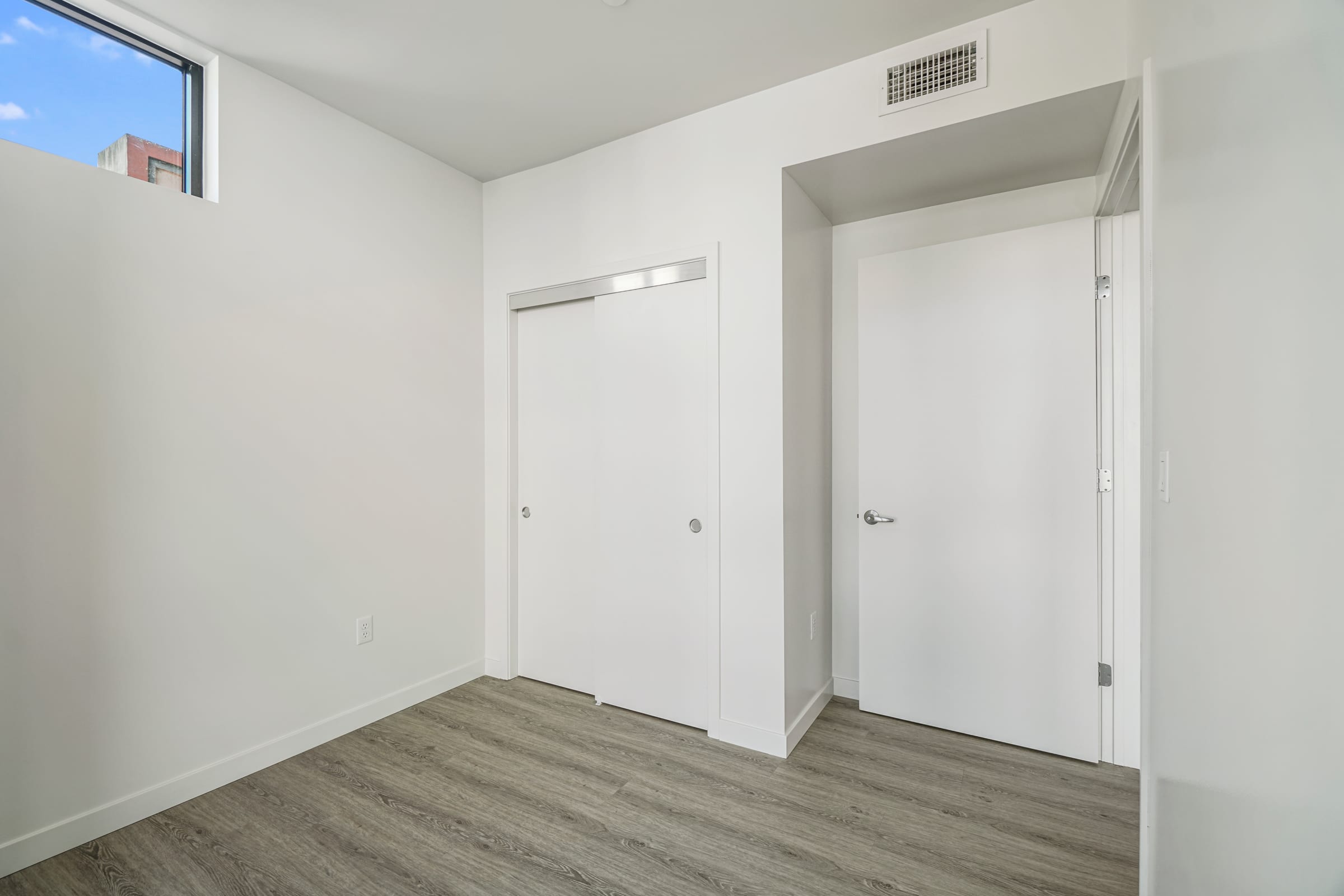 2124 Bancroft Way #401-D5 — photo 16