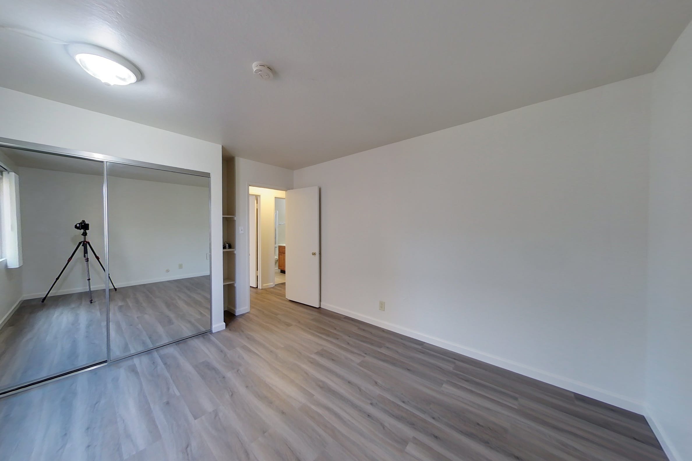 2025 Francisco St #C — photo 11