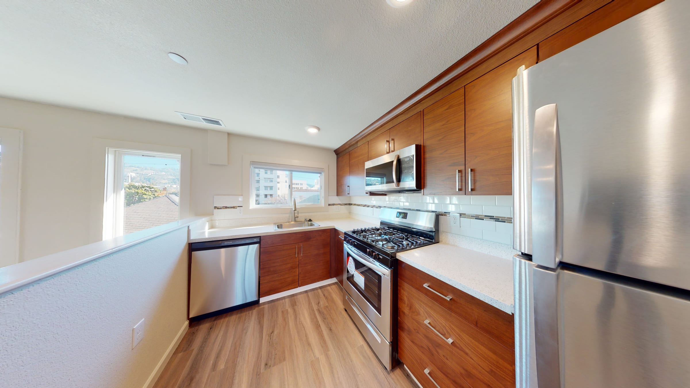 1942 Haste St #4 — photo 4