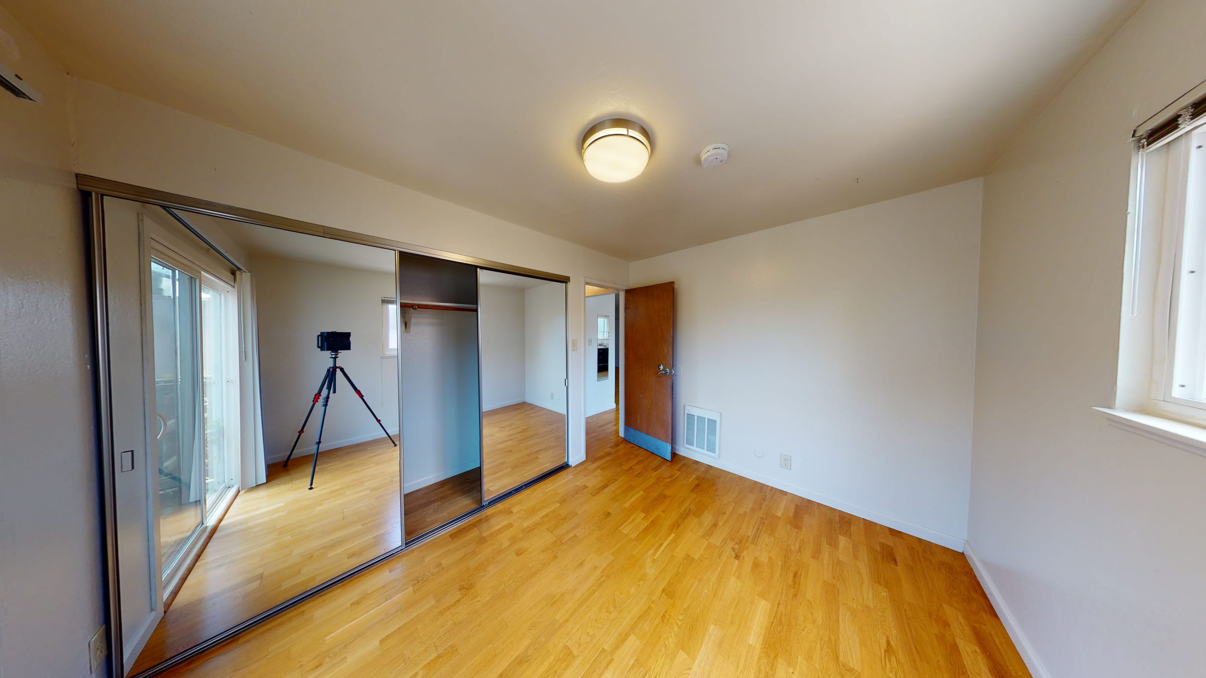 2540 Regent St #3 — photo 10