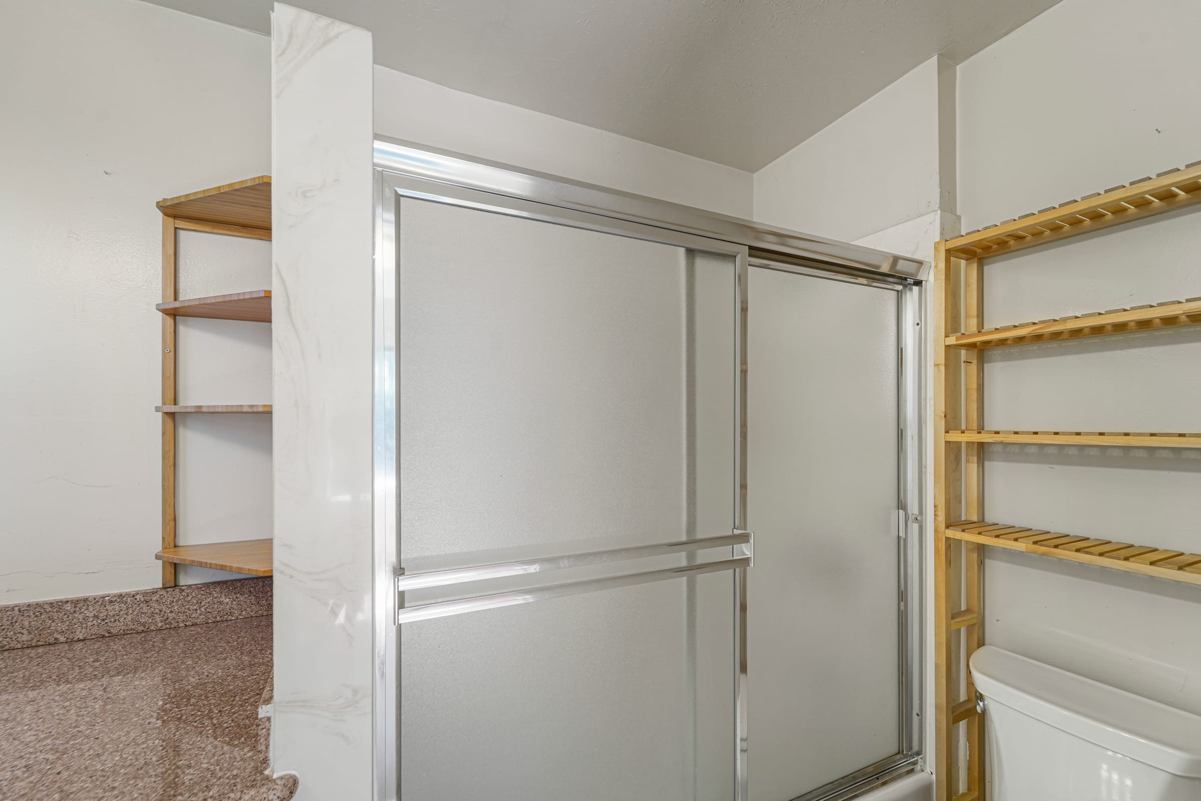 2728 Benvenue Ave #4 — photo 9