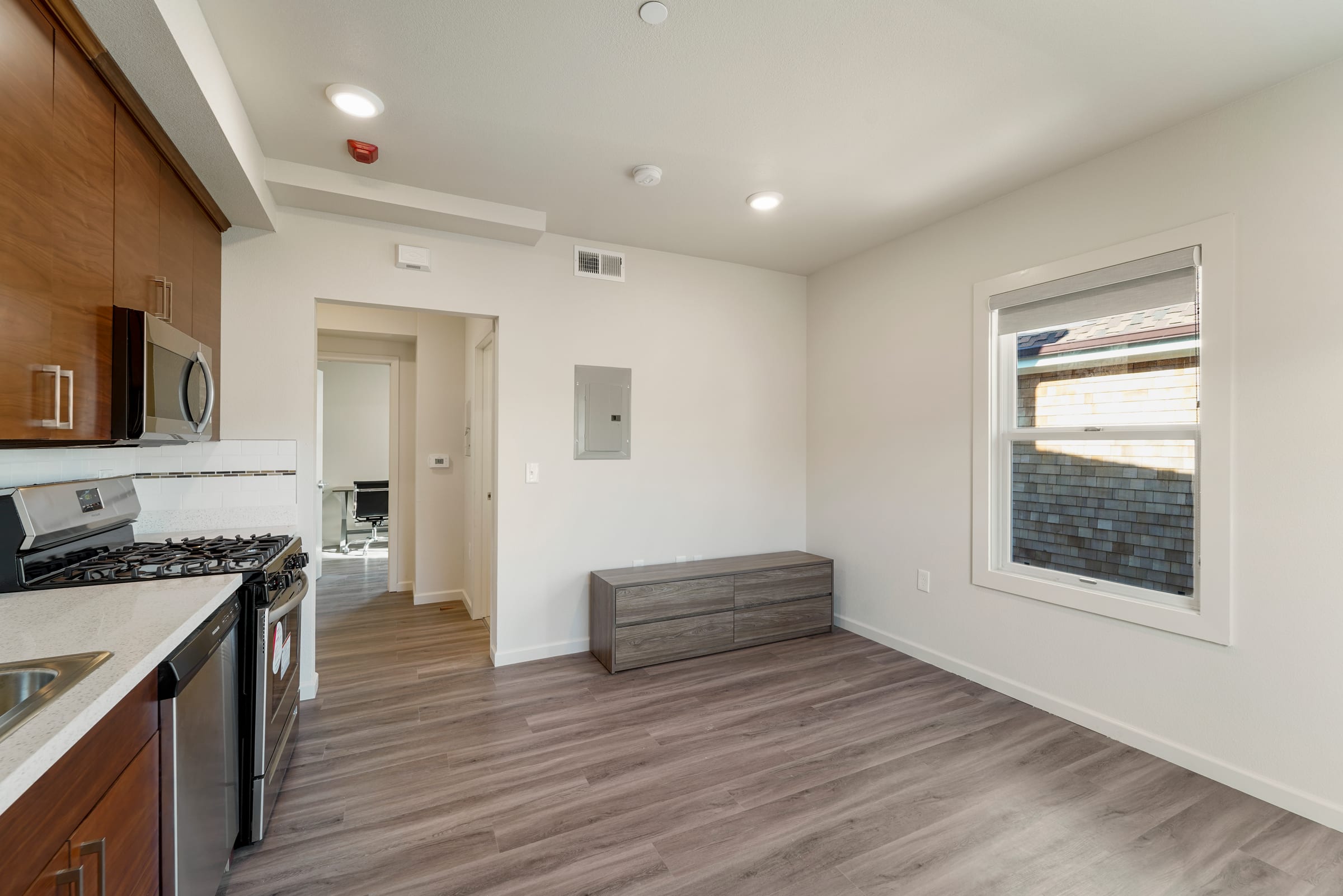 1942 Haste St #3 — photo 24