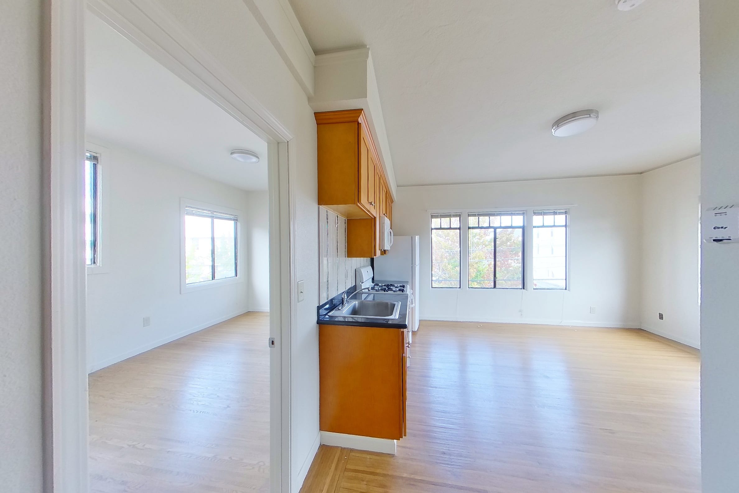 2030 Dwight Way #301 — photo 11