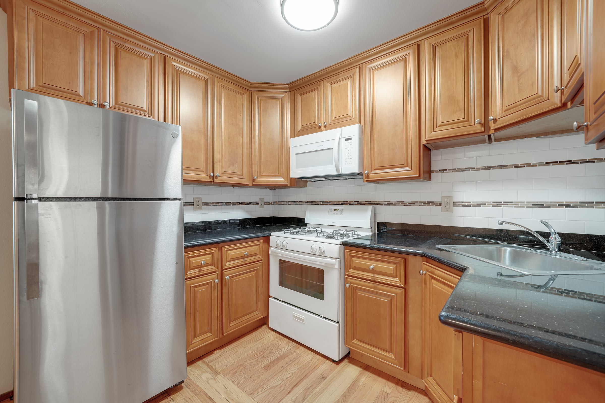 2515 Parker St #C — photo 6