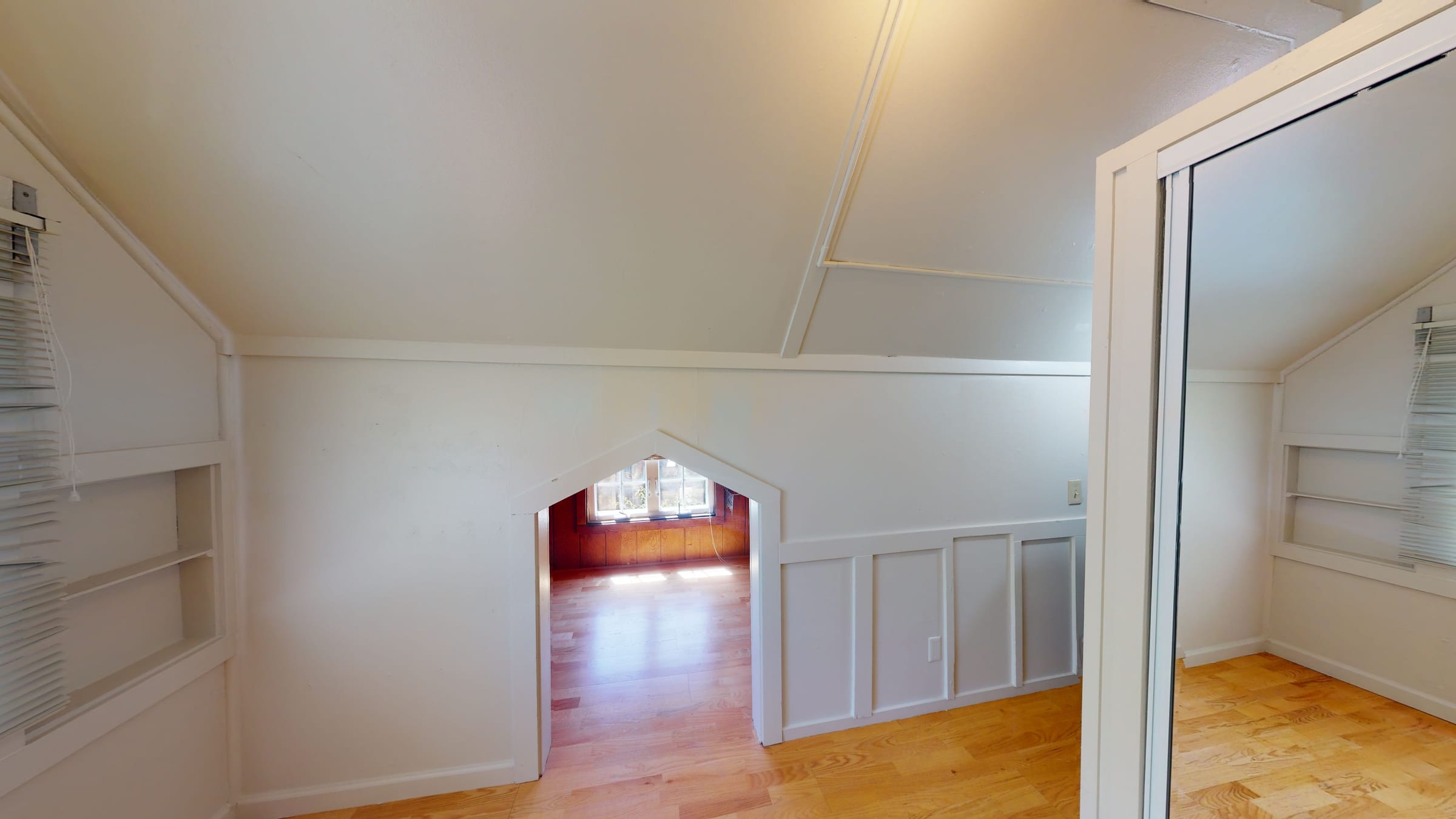 2551 Benvenue Ave #B — photo 7