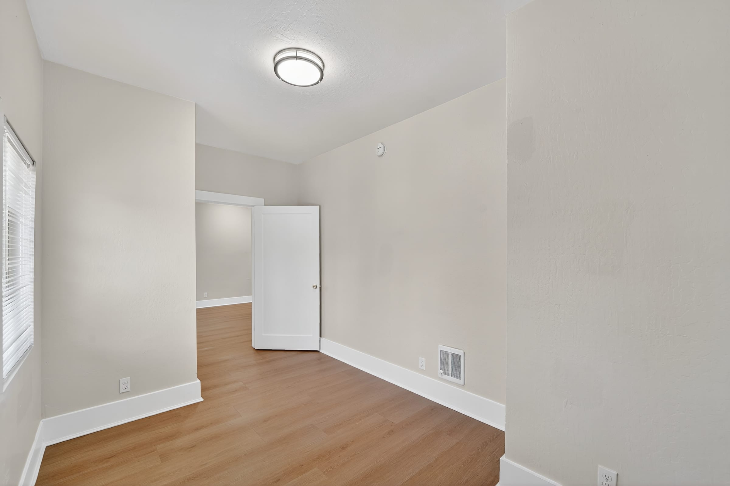 2620 Hillegass Ave #3 — photo 8