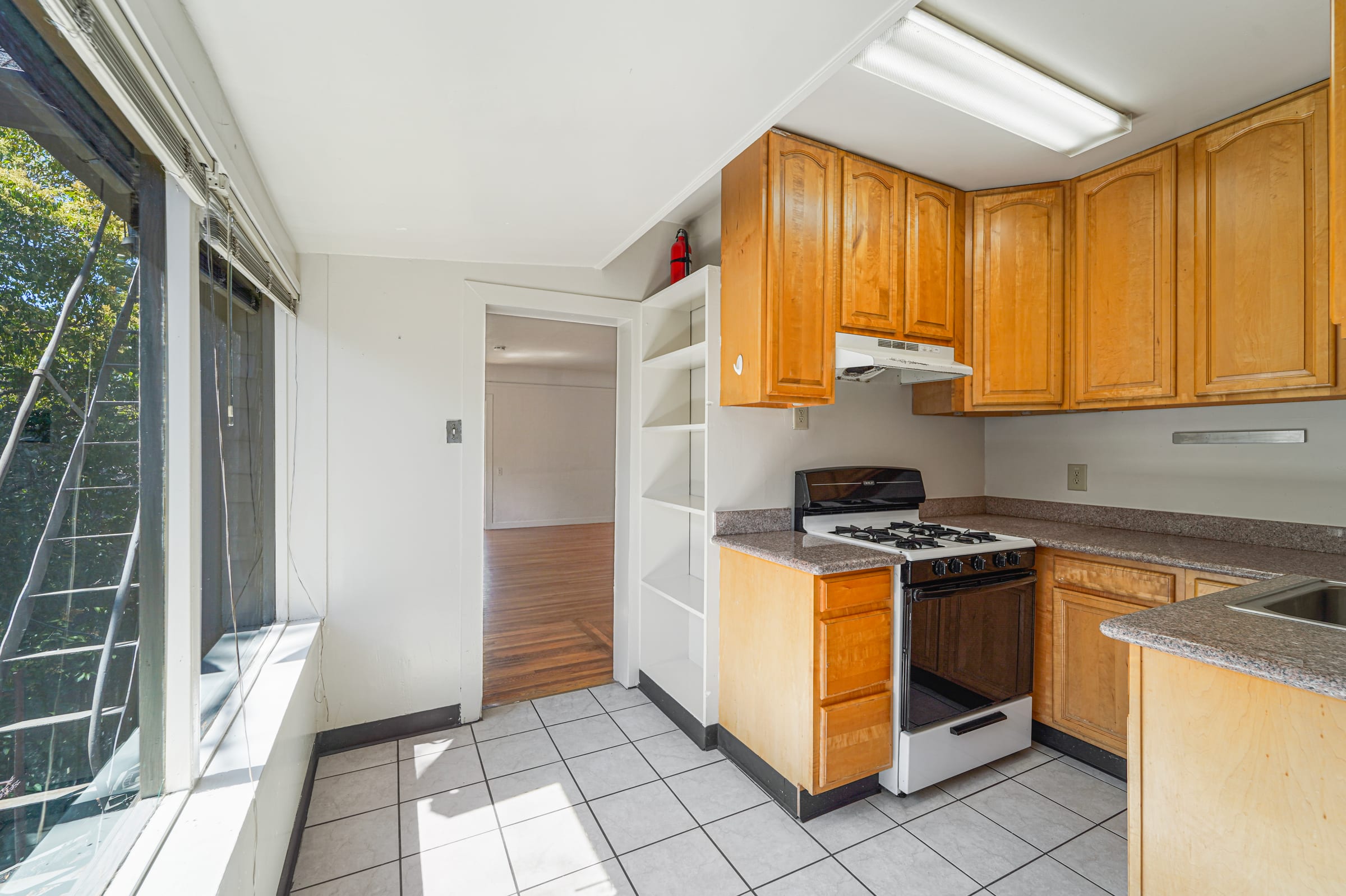 2728 Benvenue Ave #4 — photo 12