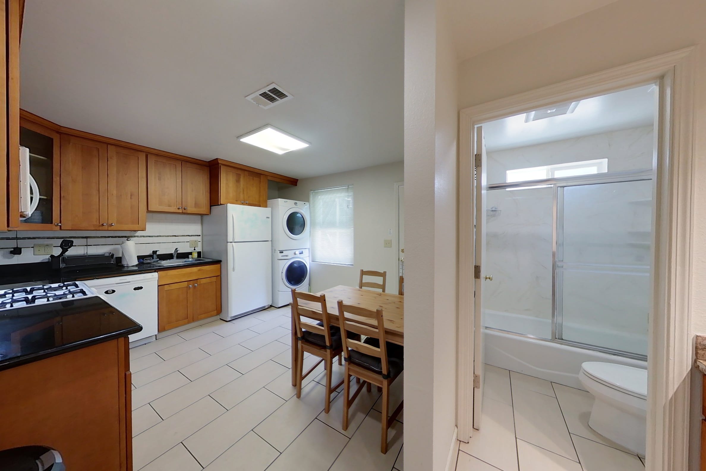 2541 Piedmont Ave #C — photo 15