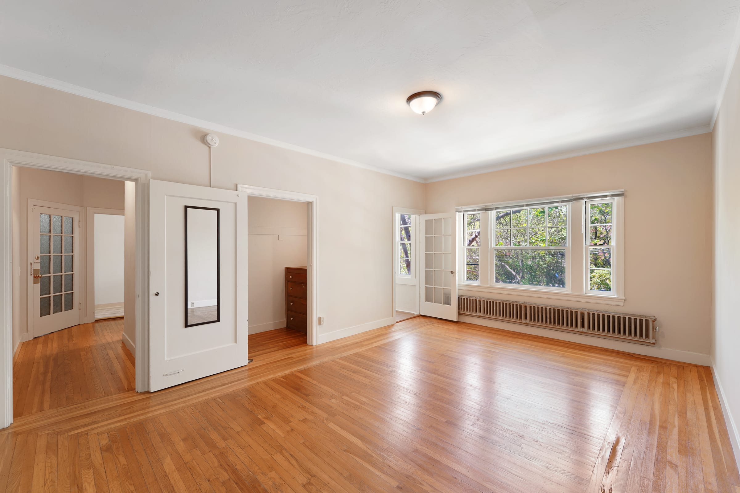 1799 Euclid Ave #17 — photo 2