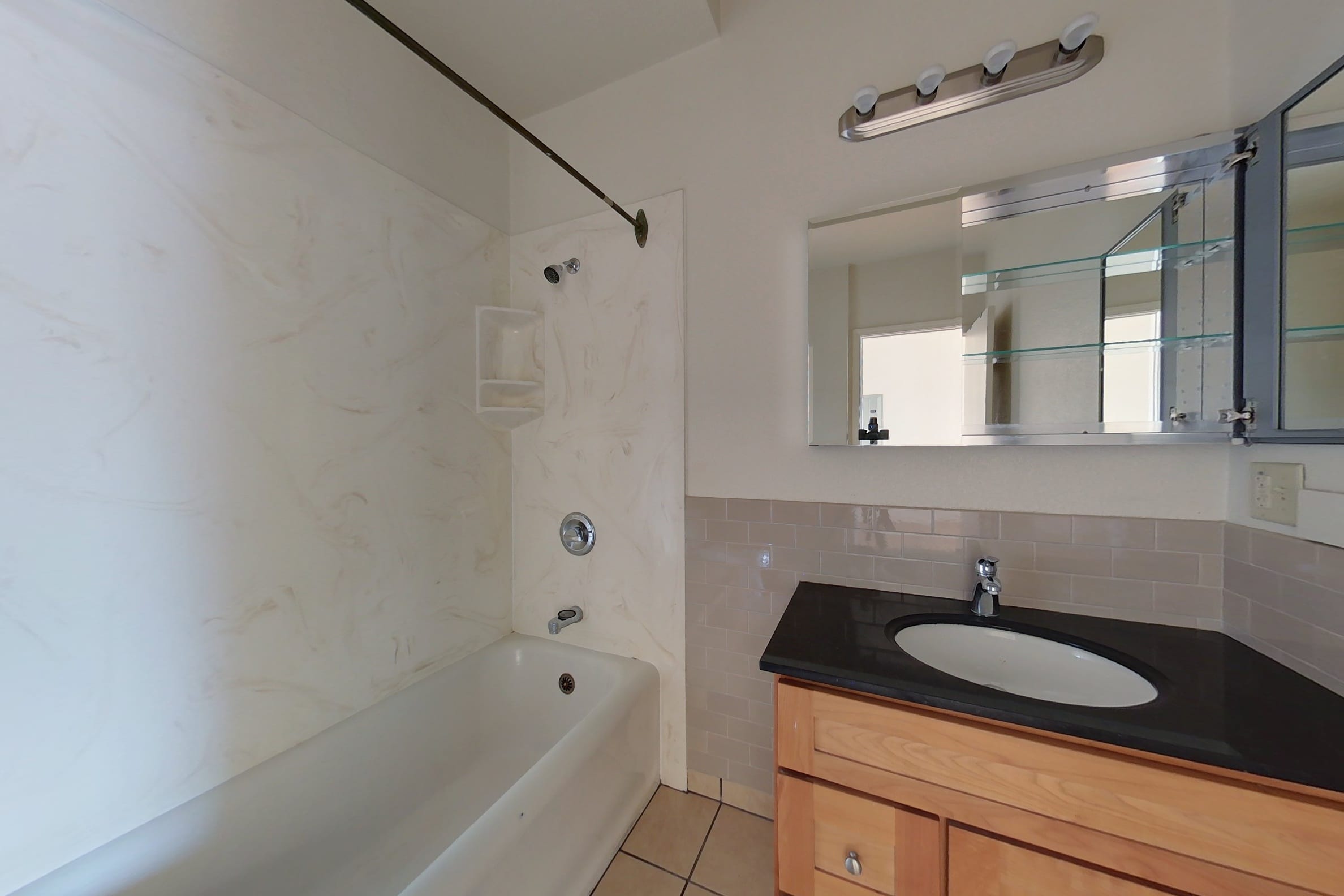2322 Shattuck Ave #306 — photo 14