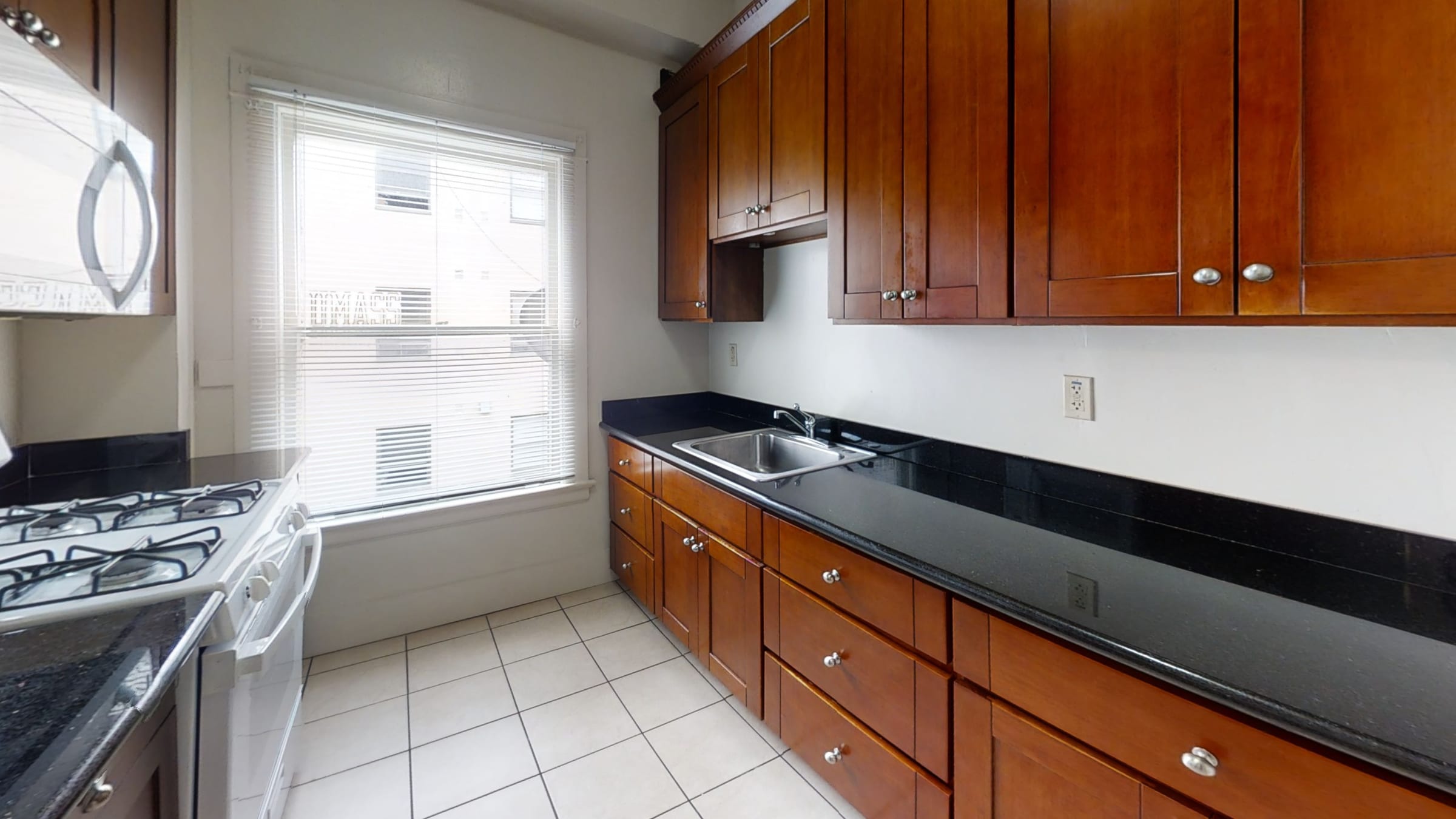 2322 Shattuck Ave #312 — photo 17