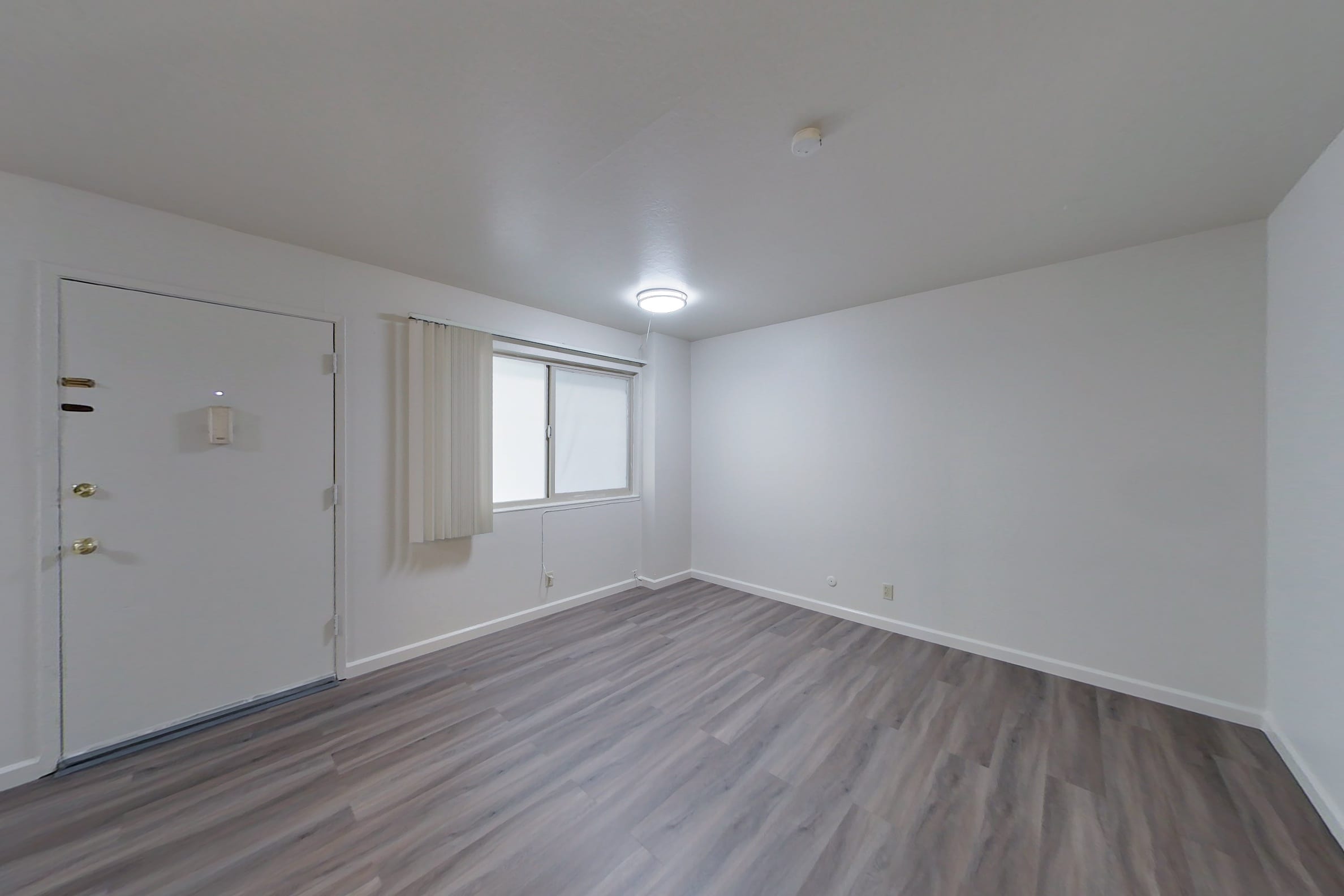 2025 Francisco St #C — photo 4