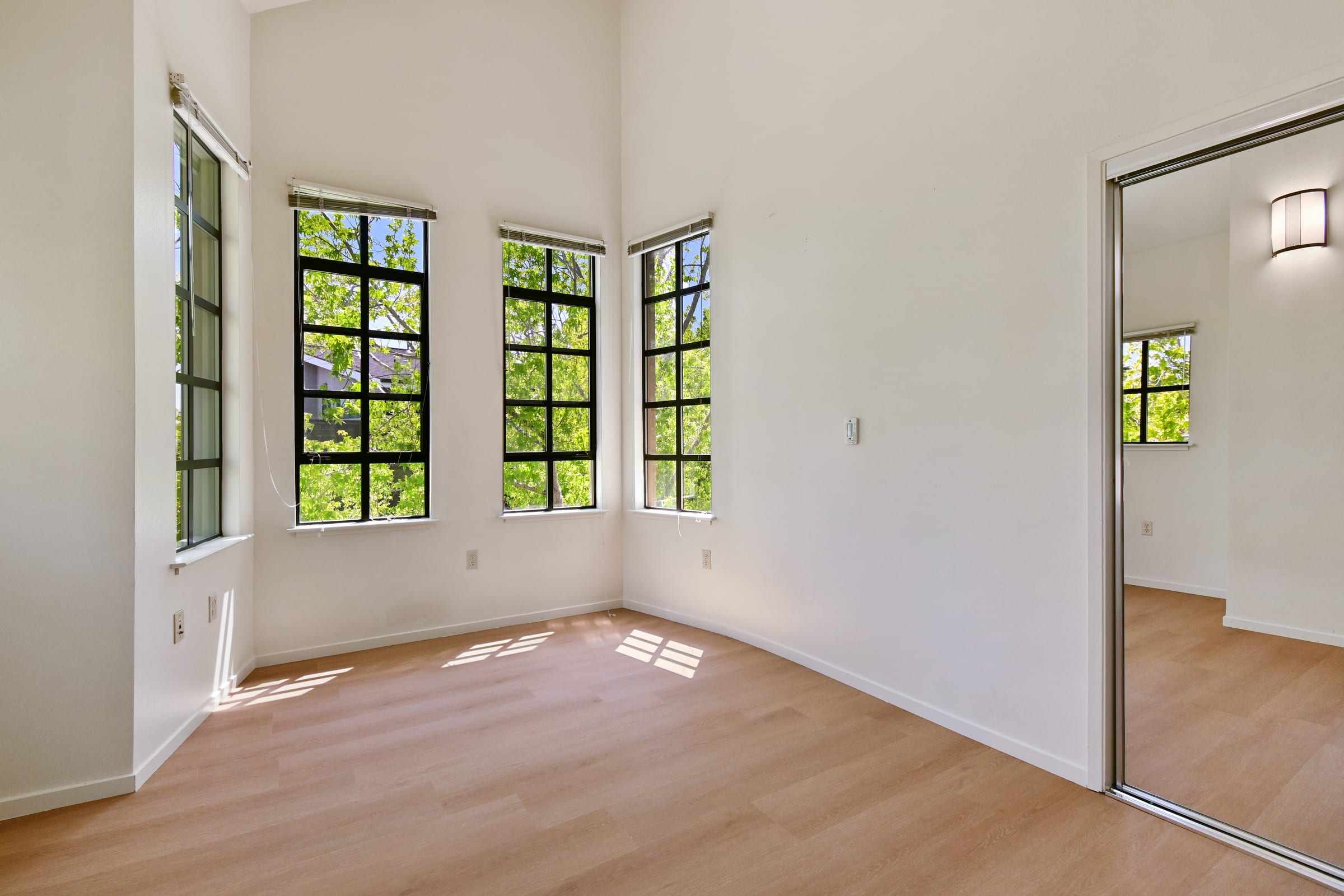 2616 Telegraph Ave #406 — photo 15
