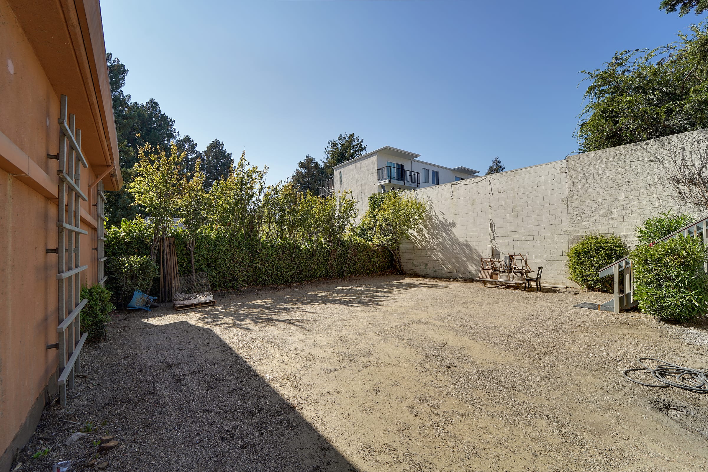 2614 Telegraph Ave — photo 10