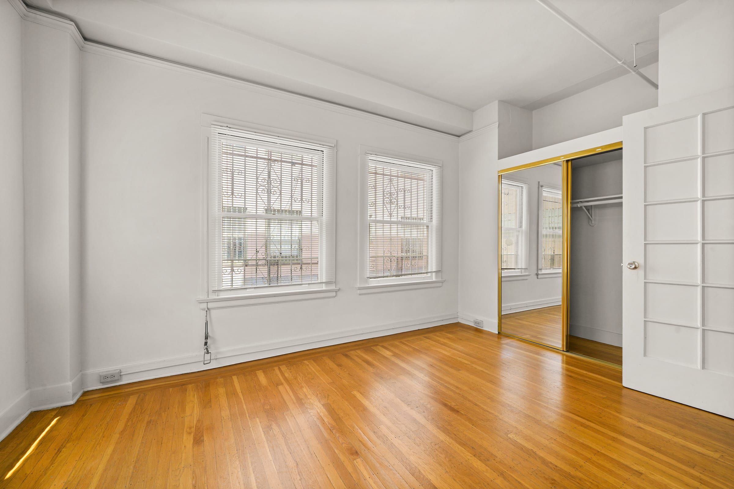 2322 Shattuck Ave #215 — photo 9