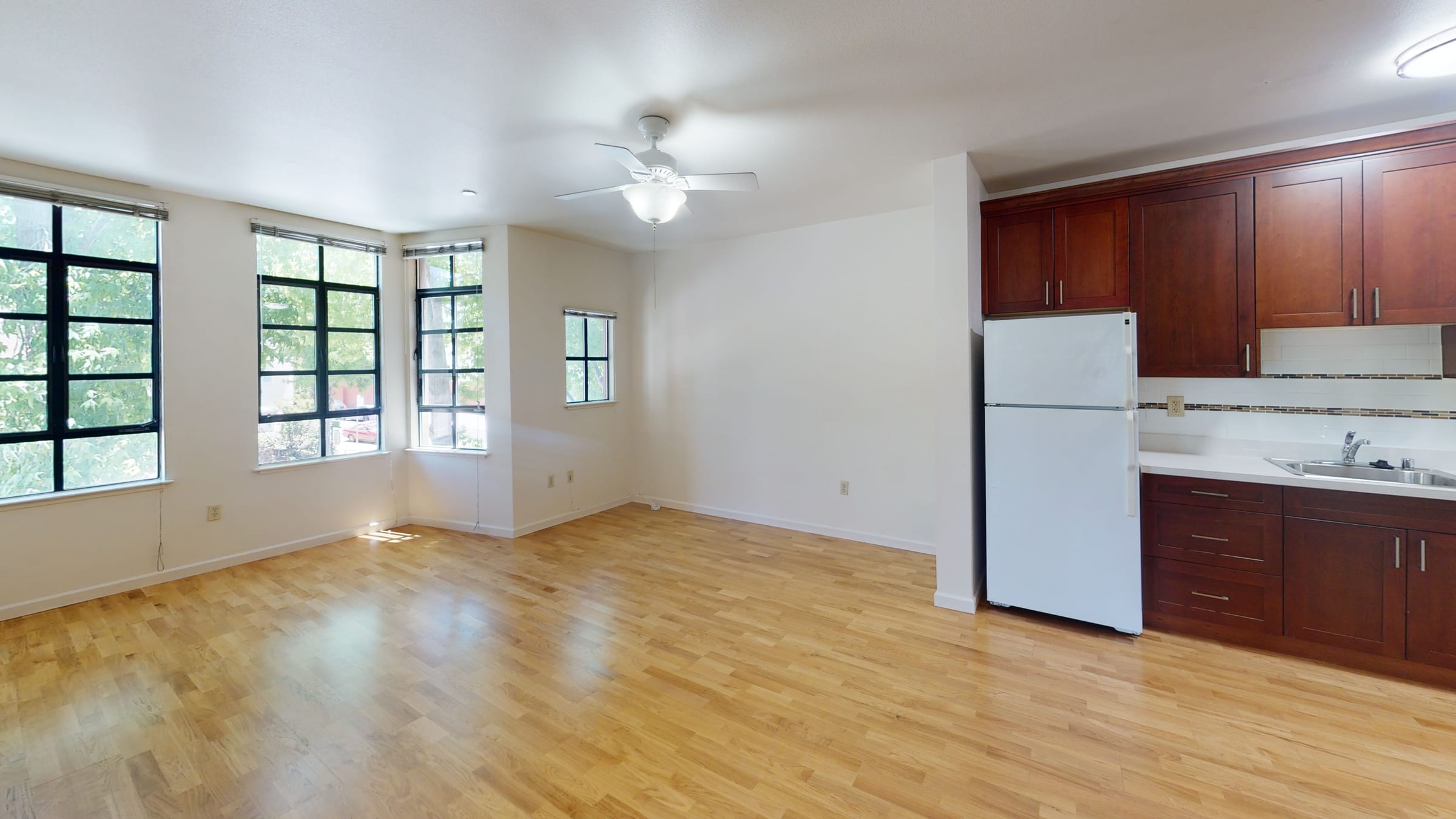 2616 Telegraph Ave #201 — photo 17