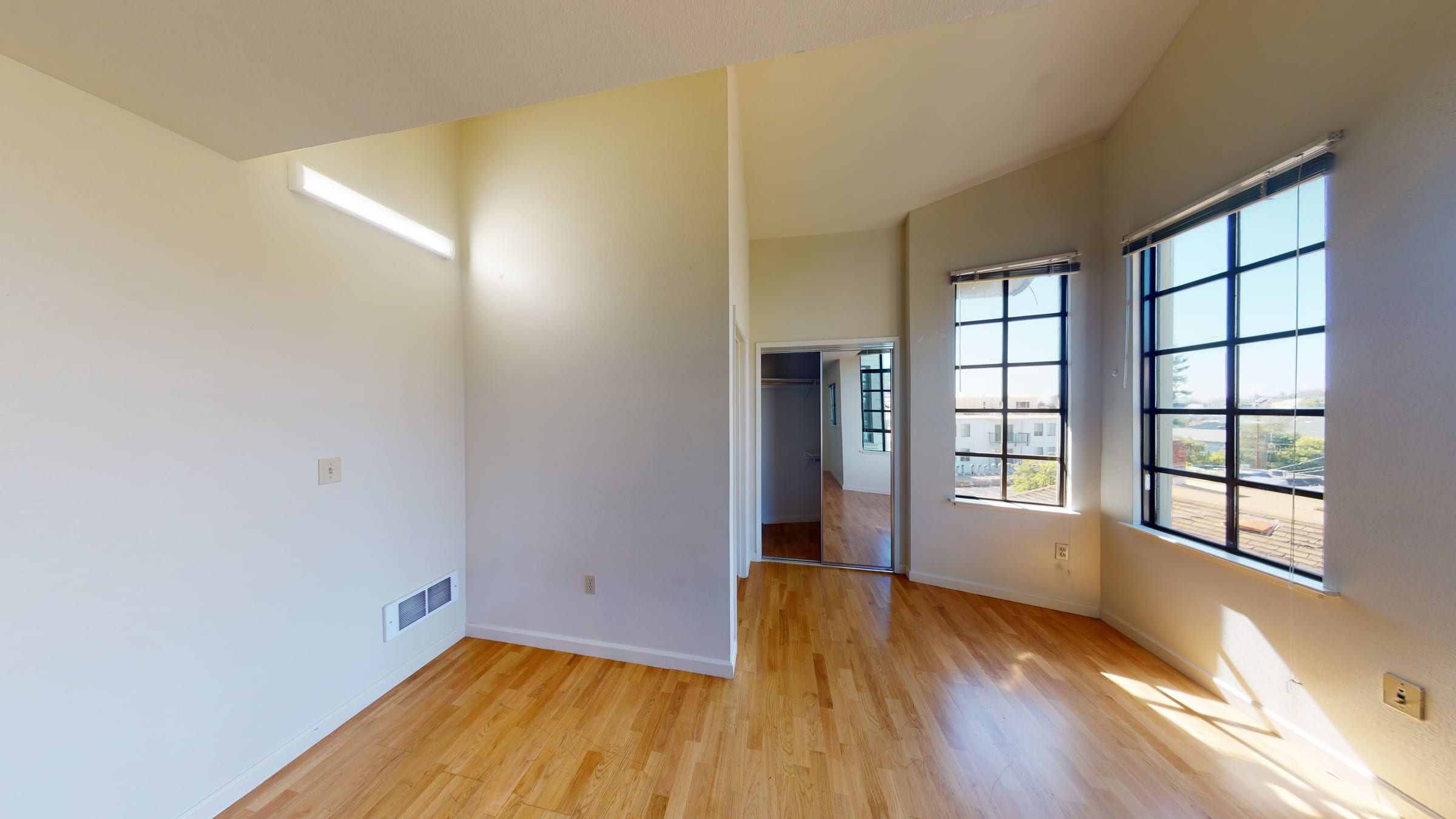 2616 Telegraph Ave #401 — photo 12