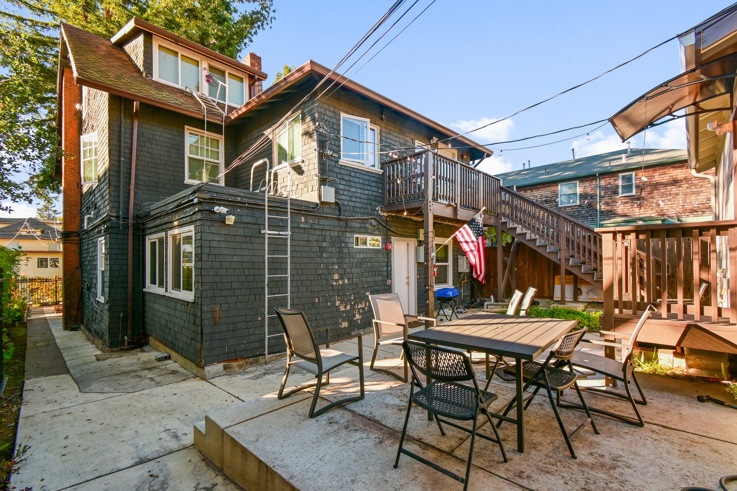 2542 Piedmont Ave — photo 8
