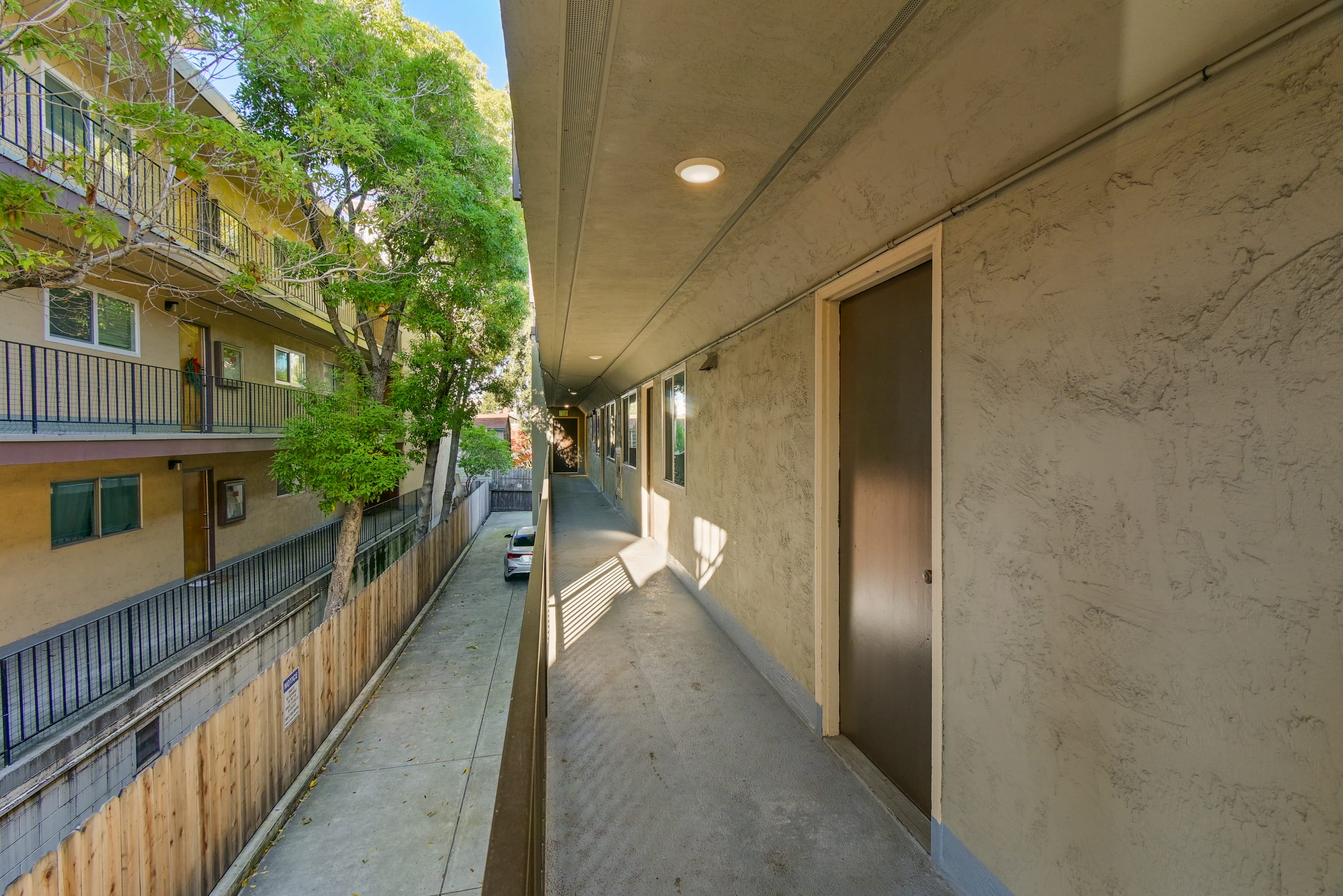 2025 Francisco St — photo 12