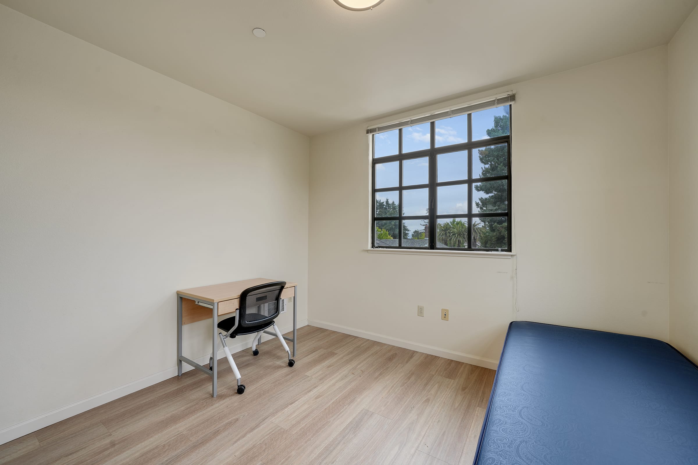 2616 Telegraph Ave #304 — photo 8