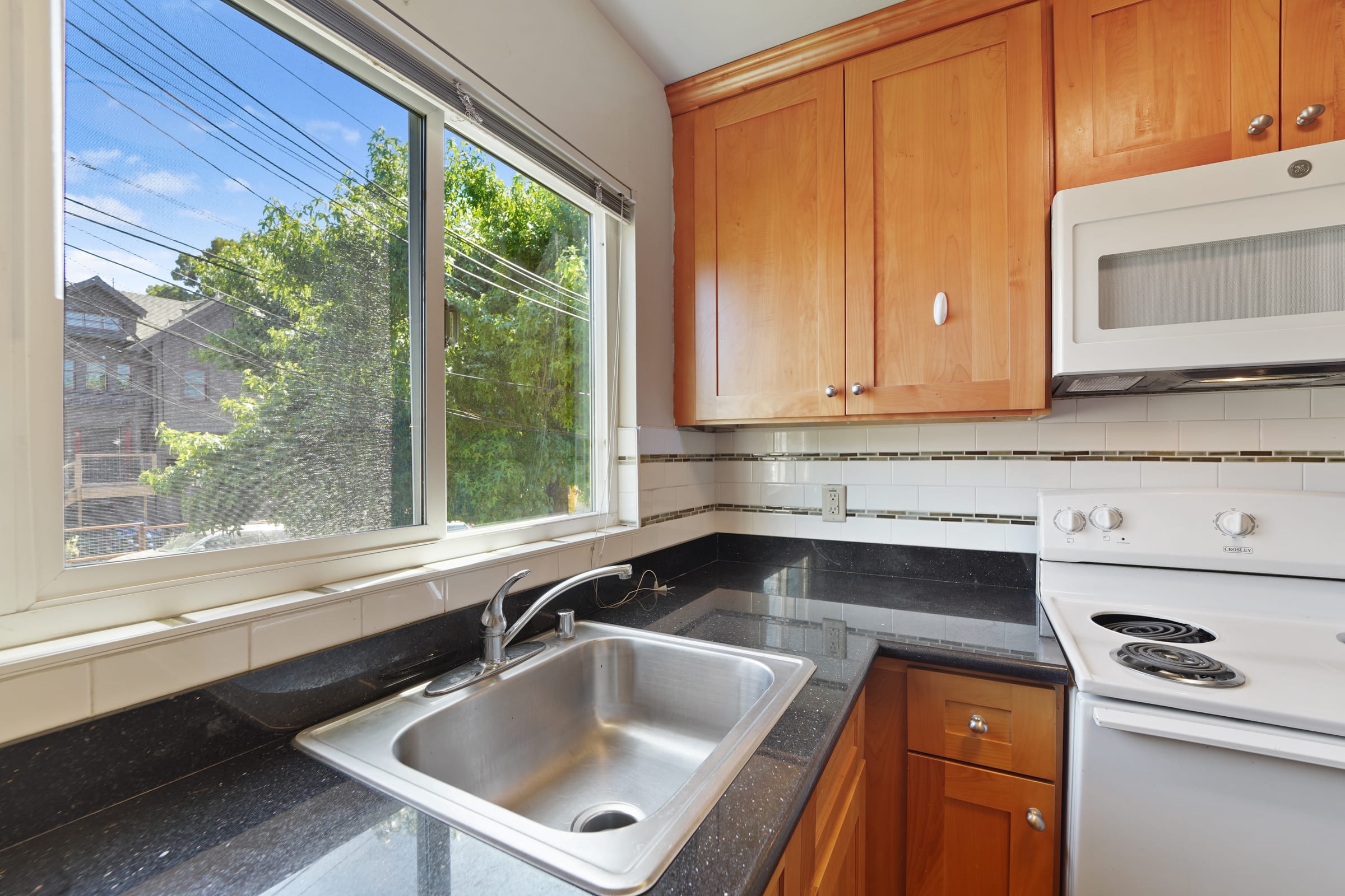 2546 Warring St #3 — photo 32