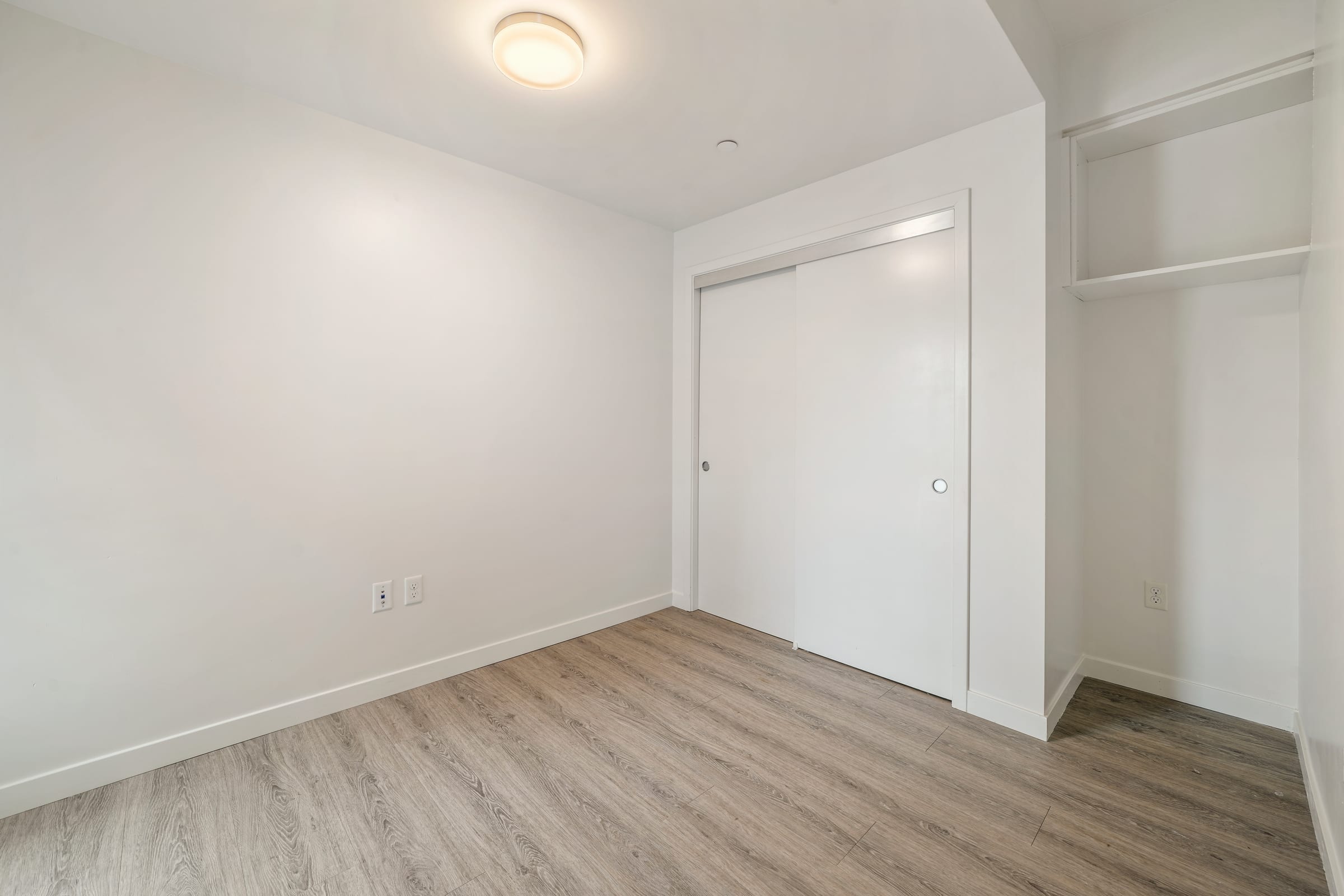 2124 Bancroft Way #504 — photo 9