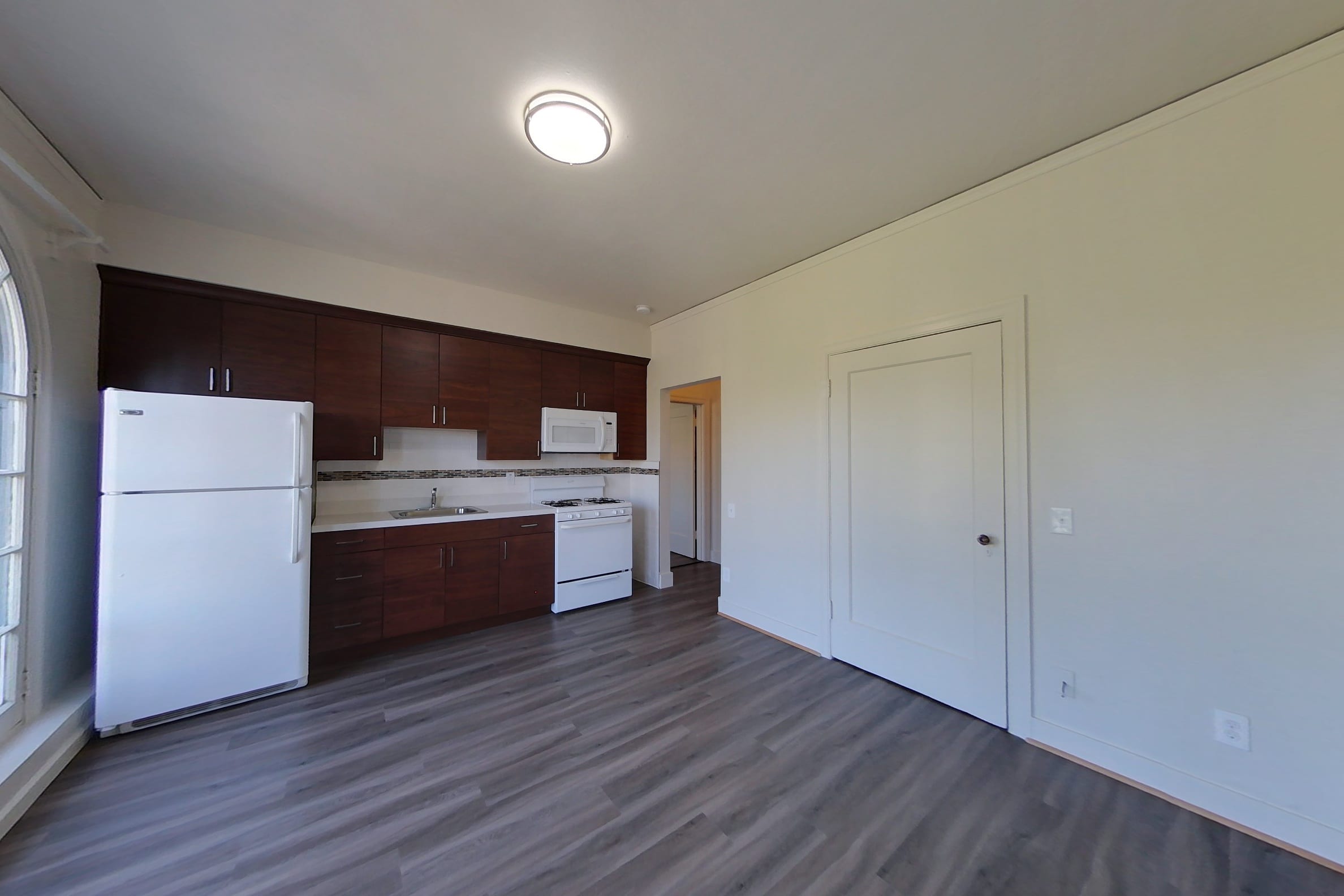 1799 Euclid Ave #29 — photo 4