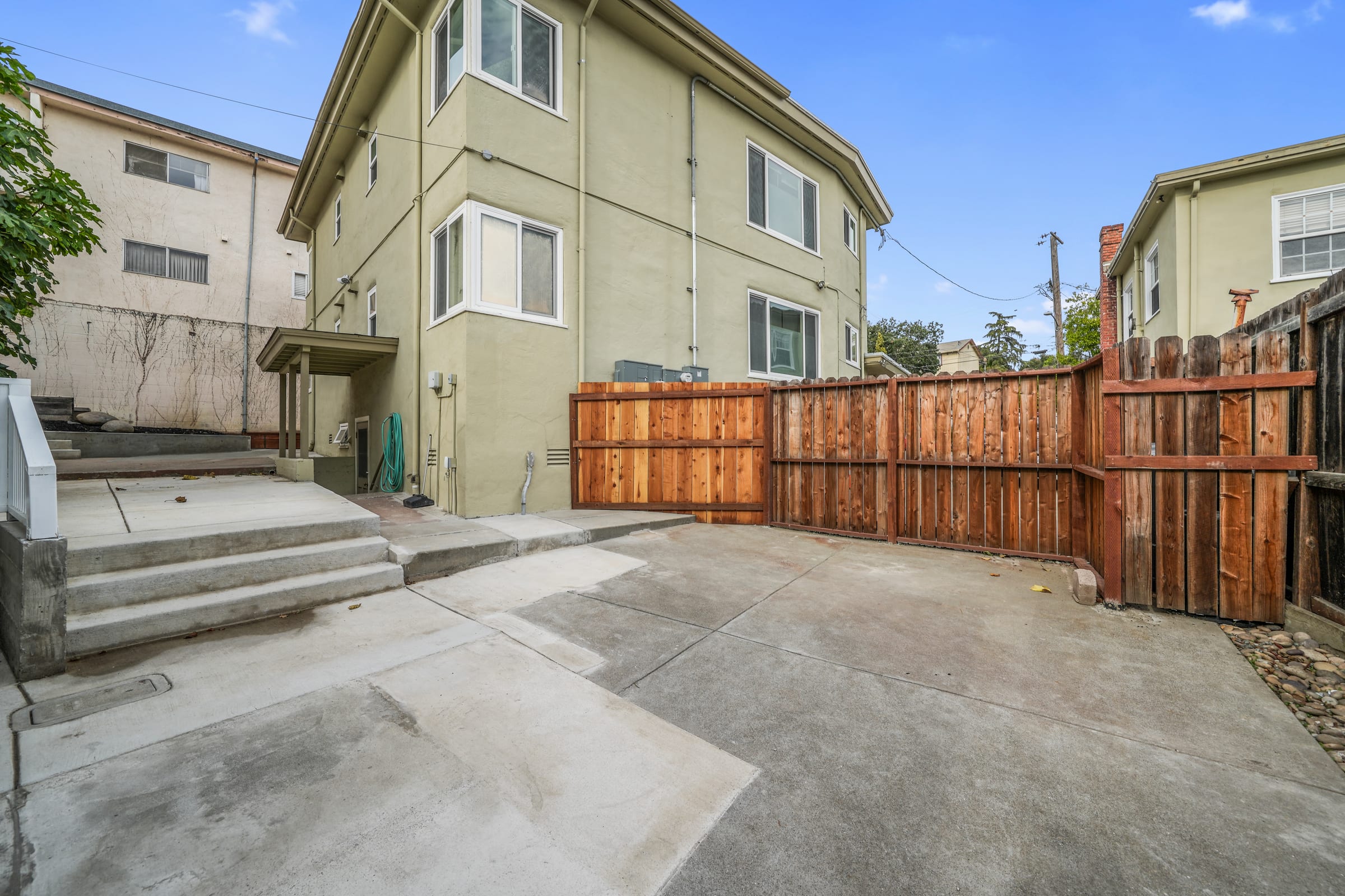 737 Jean St. — photo 15